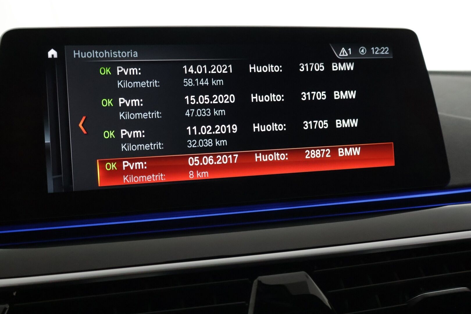 BMW 530 2017 G30 Sedan 530e A iPerformance Launch Edition Sport  MYYDÄÄN HUUTOKAUPAT.COM - M Sport | ACC | HUD | Panorama | 360° Kamera | Navi Professional | Adaptiiviset LED-ajovalot | Ambient Light | | Suomi-auto| MYYDÄÄN HUUTOKAUPAT.COM