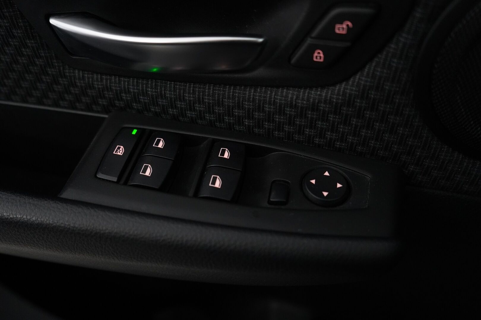 BMW 216 2017 F46 Gran Tourer 216d Business * Vakkari / Vetokoukku / Lohkolämmitin / Pysäköintitutka * - Suomi-auto / Merkkihuollettu / 7-paikkainen - HULLU BLACKWEEK KORKOTARJOUS 2,49%