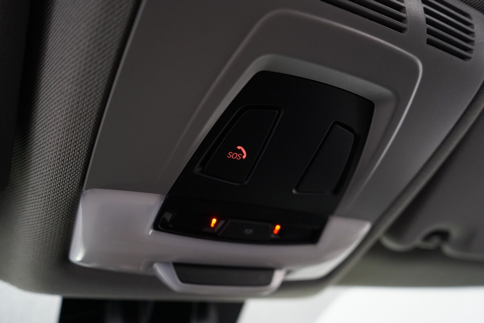 BMW 216 2017 F46 Gran Tourer 216d Business * Vakkari / Vetokoukku / Lohkolämmitin / Pysäköintitutka * - Suomi-auto / Merkkihuollettu / 7-paikkainen - HULLU BLACKWEEK KORKOTARJOUS 2,49%