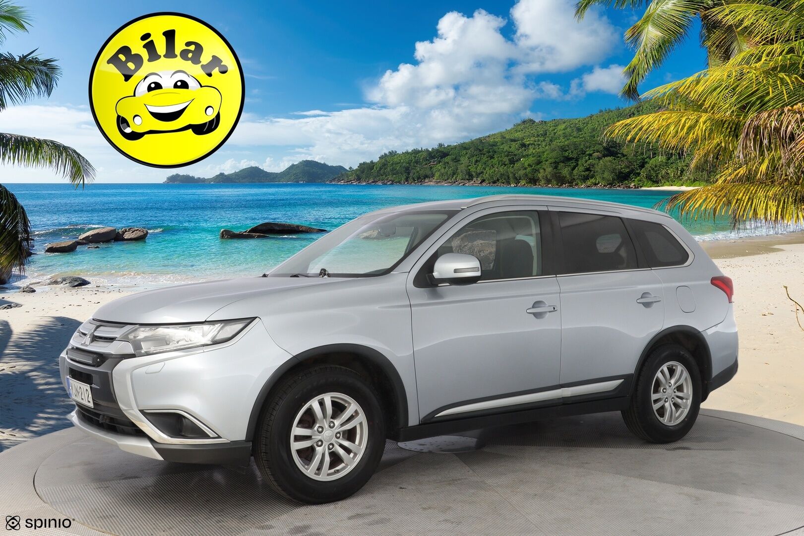 Mitsubishi Outlander 2018 2,0 MIVEC EXE MT 2WD 5P - Kamera | Vakkari | Lohko | Kahdet renkaat OEM alumiinivantein | Suomi-auto | Säntilliset huollot