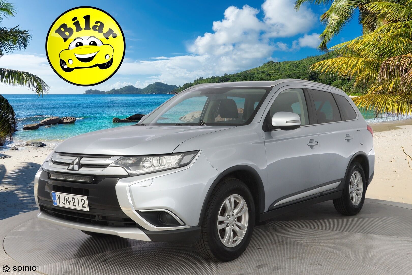 Mitsubishi Outlander 2018 2,0 MIVEC EXE MT 2WD 5P - Kamera | Vakkari | Lohko | Kahdet renkaat OEM alumiinivantein | Suomi-auto | Säntilliset huollot
