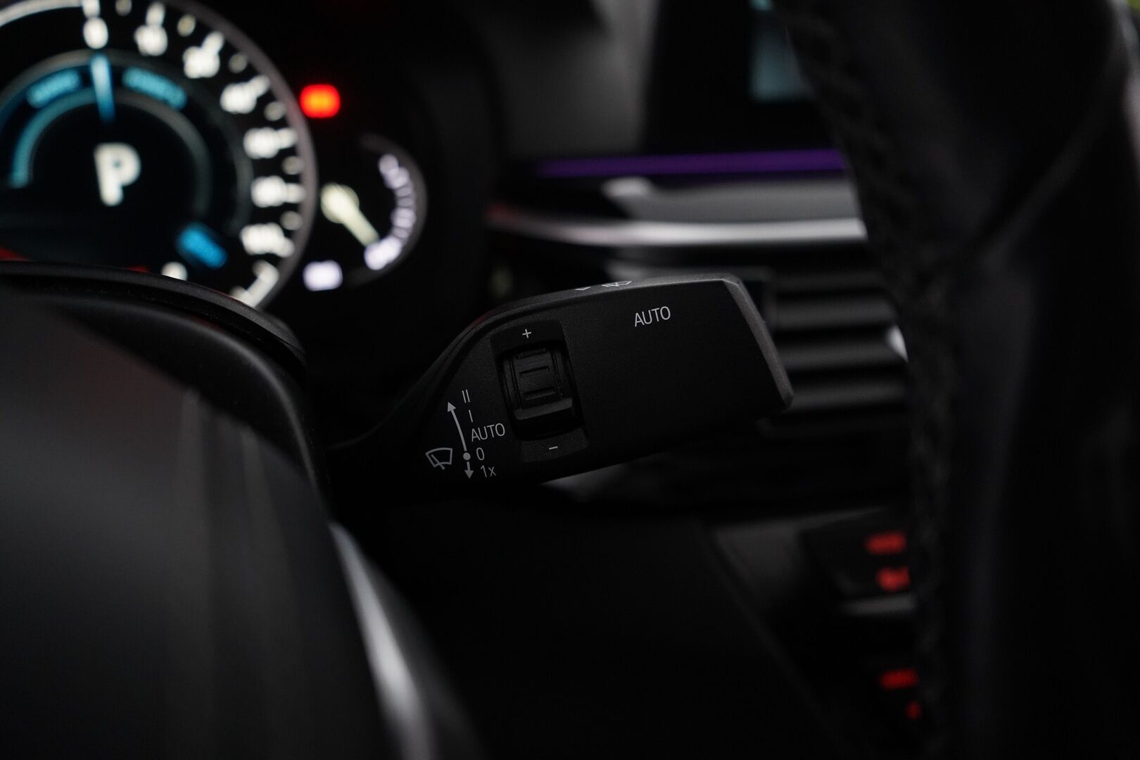 BMW 530 2017 G30 530e A iPerformance Launch Edition Sport *Kamera / Ratinlämmitin / Sport-penkit / Hifit / Prof.Navi / Led-valot* - Suomi-auto / Kahdet vanteet / Seuraava huolto 04/2026