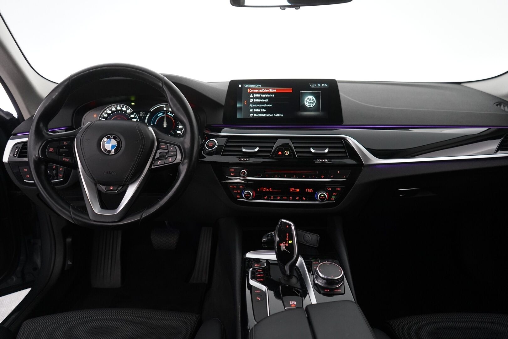 BMW 530 2017 G30 530e A iPerformance Launch Edition Sport *Kamera / Ratinlämmitin / Sport-penkit / Hifit / Prof.Navi / Led-valot* - Suomi-auto / Kahdet vanteet / Seuraava huolto 04/2026