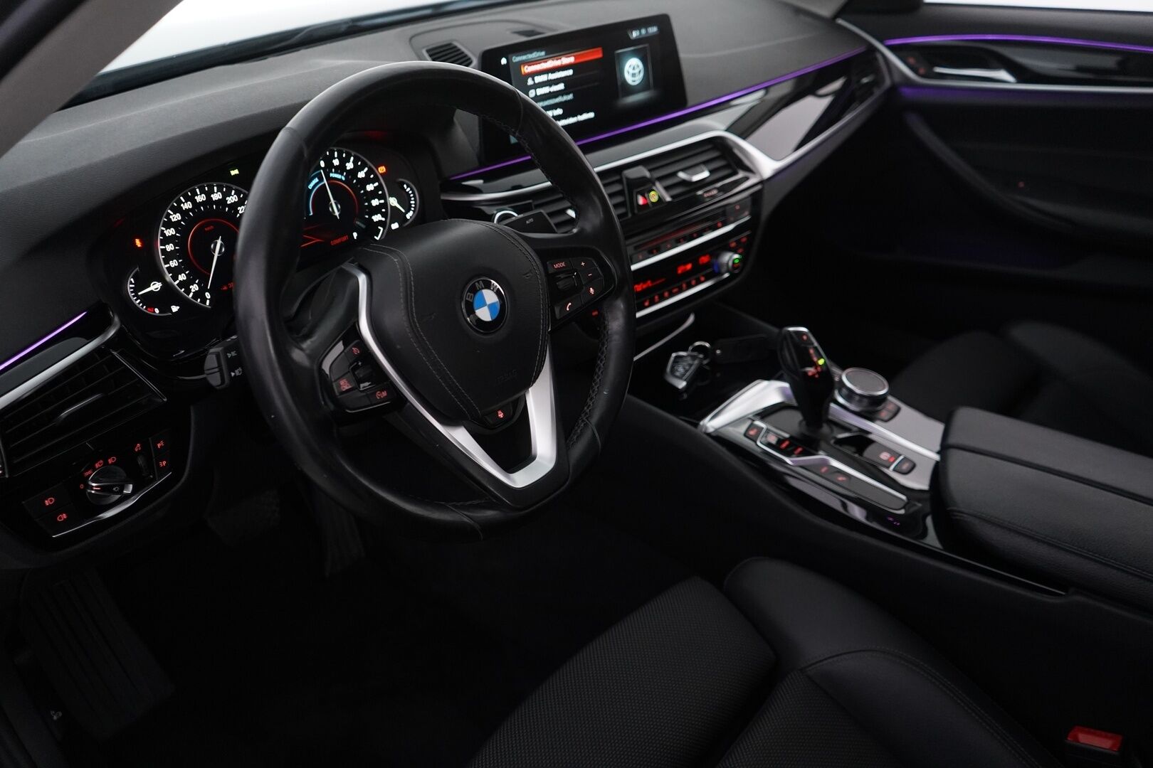 BMW 530 2017 G30 530e A iPerformance Launch Edition Sport *Kamera / Ratinlämmitin / Sport-penkit / Hifit / Prof.Navi / Led-valot* - Suomi-auto / Kahdet vanteet / Seuraava huolto 04/2026