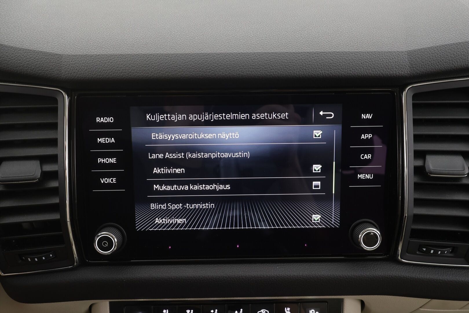 Skoda Kodiaq 2017 1,4 TSI ACT Exclusive DSG Autom. - | ACC | 360-Kamera | Canton | LED | Ilmastoidut nahat muistilla | Panorama | Keyless | Apple&Android | Suomi-auto | Kahdet Renkaat |