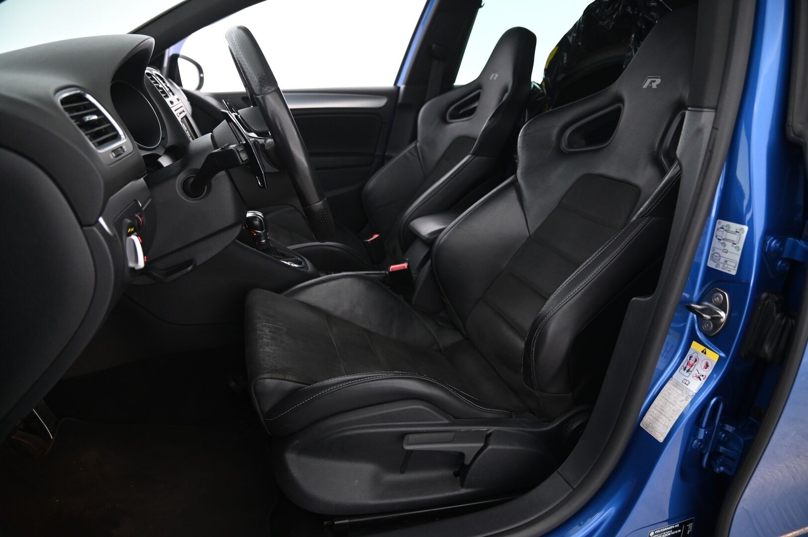 Volkswagen Golf 2012 R 4Motion - Myydään Huutokaupat.com | R Kuppipenkit | DynAudio | Navi | P tutkat | Stage 2+ 