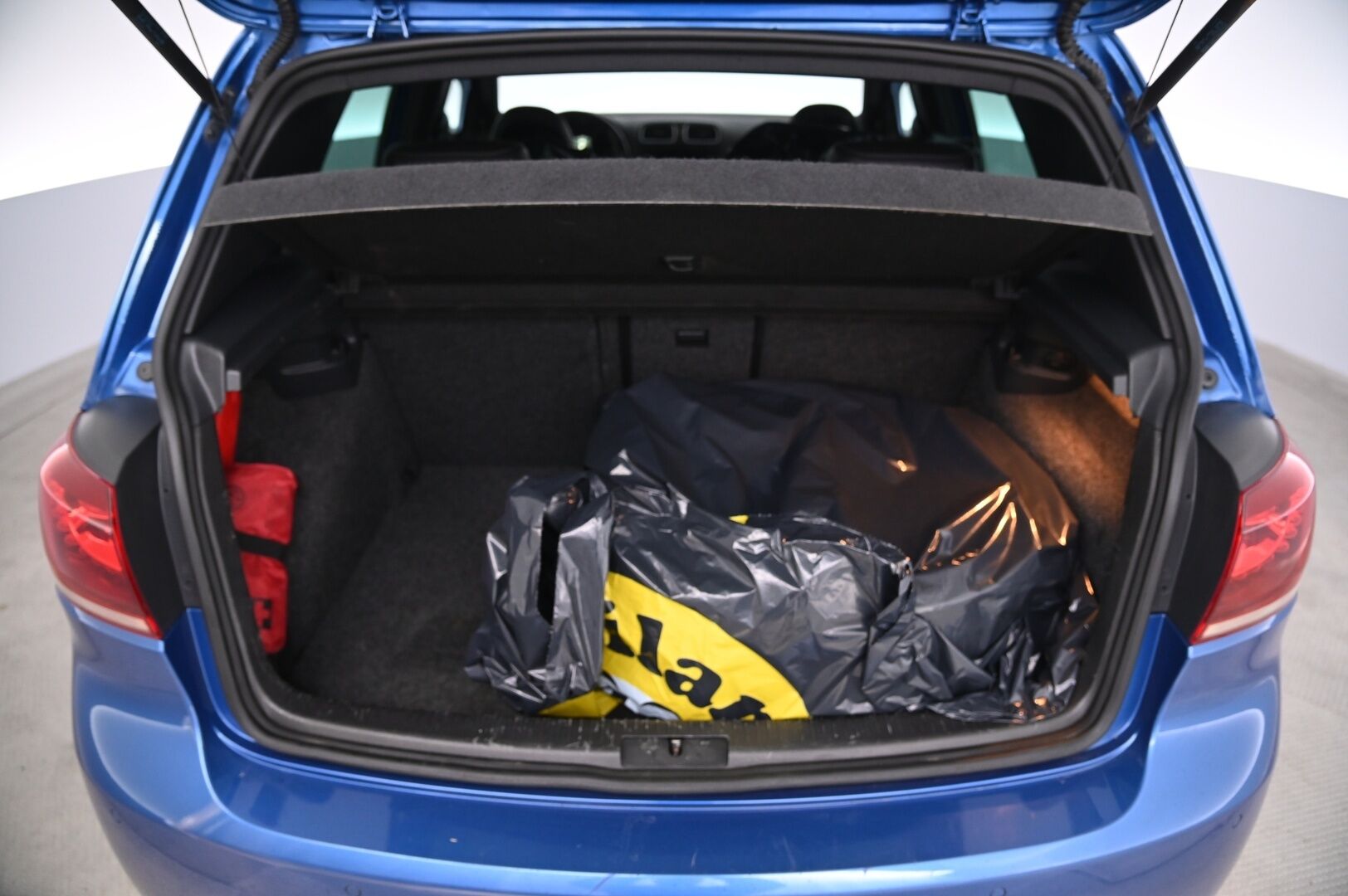 Volkswagen Golf 2012 R 4Motion - Myydään Huutokaupat.com | R Kuppipenkit | DynAudio | Navi | P tutkat | Stage 2+ 