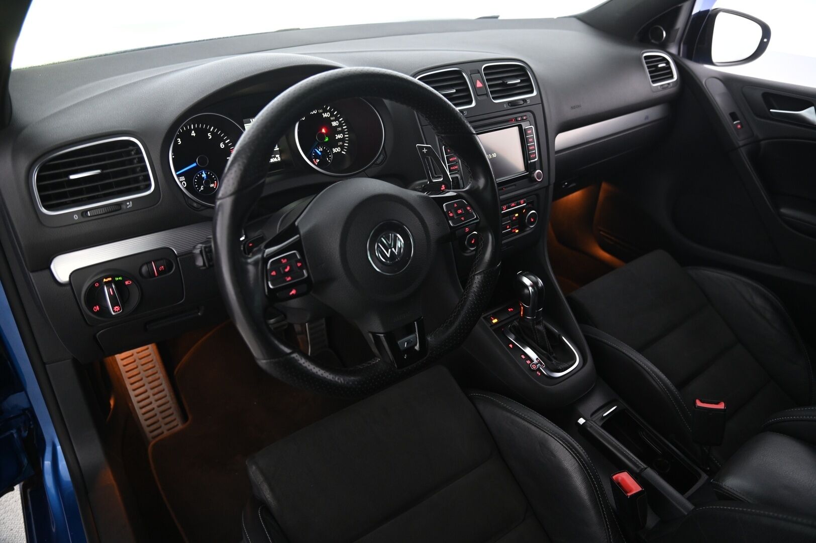 Volkswagen Golf 2012 R 4Motion - Myydään Huutokaupat.com | R Kuppipenkit | DynAudio | Navi | P tutkat | Stage 2+ 