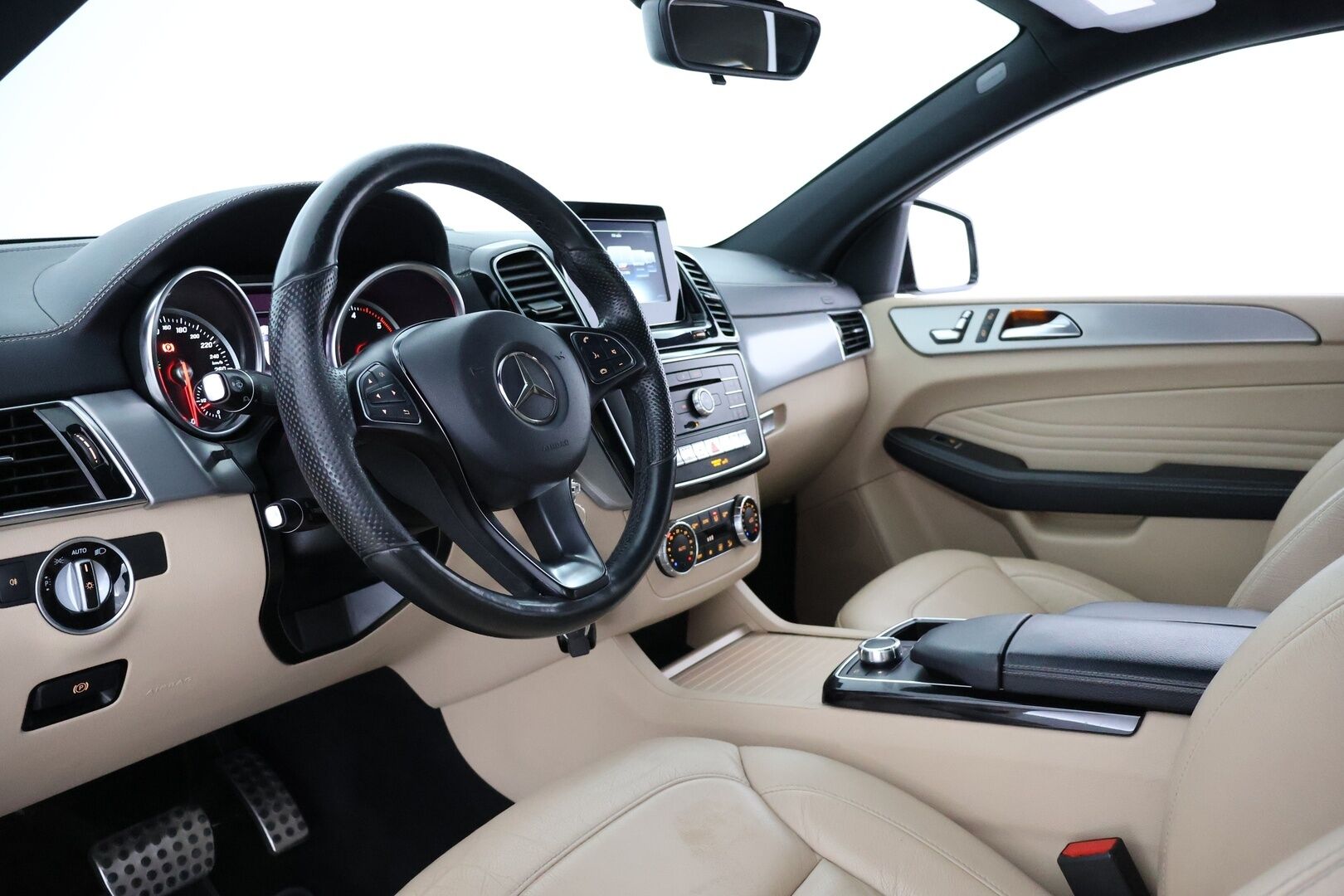 Mercedes-Benz GLE 2017 350 d Coupé 4Matic - Suomi-auto | Webasto | Koukku | Nahat | P-kamera | ILS LED | IHC+ | Vakkari | 2x renkaat