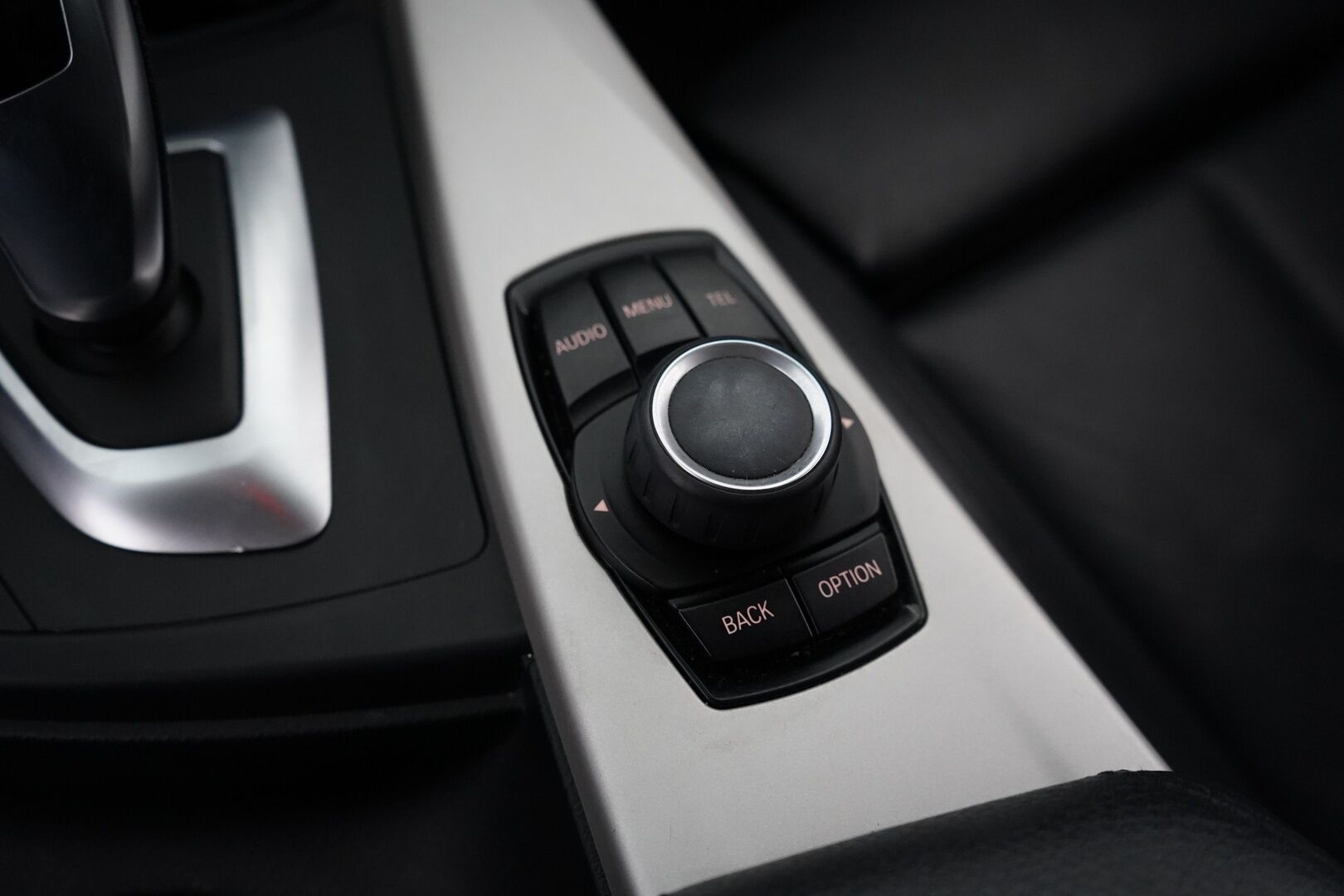 BMW 318 2017 F30 Sedan 318i A Business Exclusive Edition *Ratinlämmitin / Tutkat / Nahkapenkit / Vakkari* - 2-omisteinen / Suomi-auto / Kahdet renkaat BMW alumiinivantein - HULLUT AVAJAISHULINAT KORKOTARJOUS 3,29 %