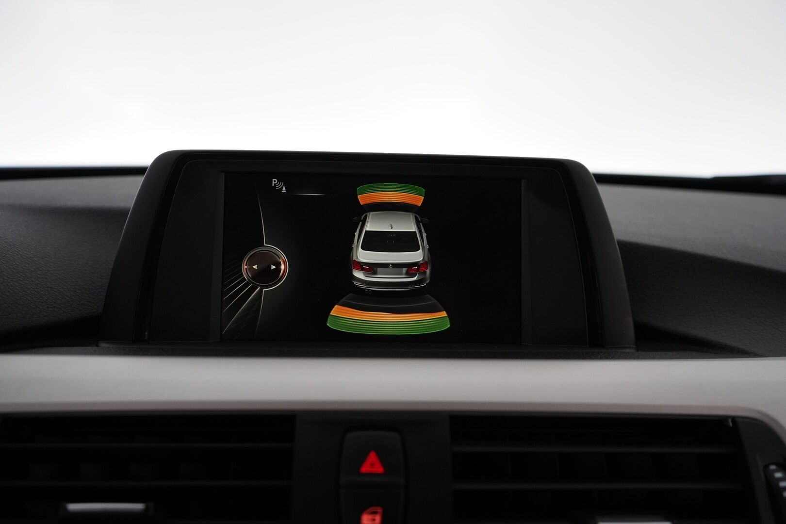 BMW 318 2017 F30 Sedan 318i A Business Exclusive Edition *Ratinlämmitin / Tutkat / Nahkapenkit / Vakkari* - KATSO POIKKEUKSELLINEN HINTA! / 2-omisteinen / Suomi-auto / Kahdet renkaat BMW alumiinivantein - HULLUT AVAJAISHULINAT KORKOTARJOUS 3,29 %