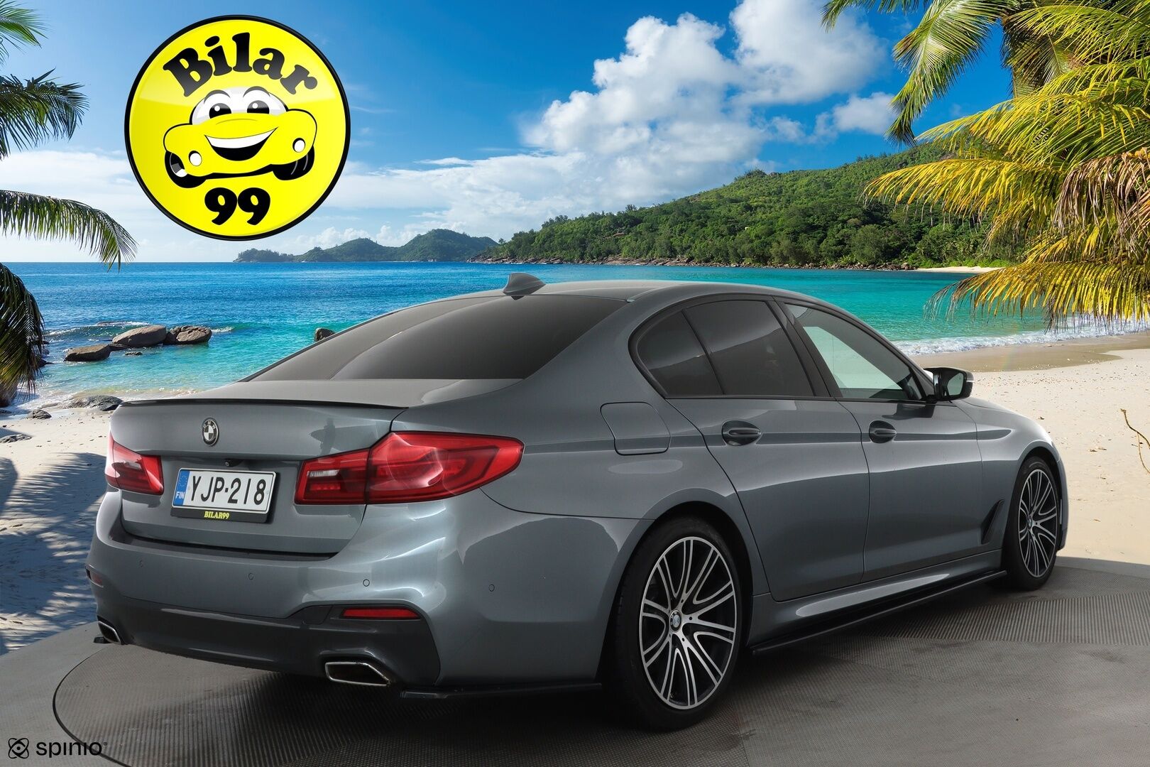 BMW 520 2017 G30 Sedan 520d A xDrive M-Sport **ACC / HUD / H&K / Muistipenkki / 360° / Adapt.LED / Navi / Comfort Access** - Suomi-auto / Kahdet renkaat aluvanteilla / Huippuvarusteet!
