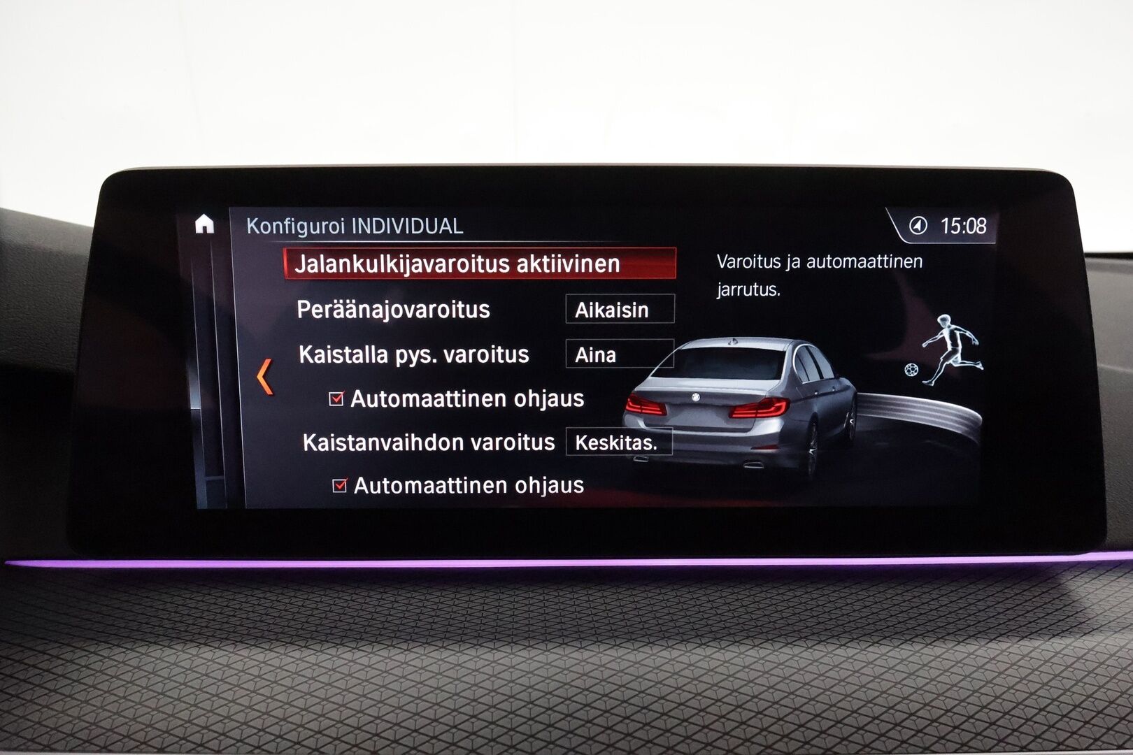 BMW 520 2017 G30 Sedan 520d A xDrive M-Sport **ACC / HUD / H&K / Muistipenkki / 360° / Adapt.LED / Navi / Comfort Access** - Suomi-auto / Kahdet renkaat aluvanteilla / Huippuvarusteet!