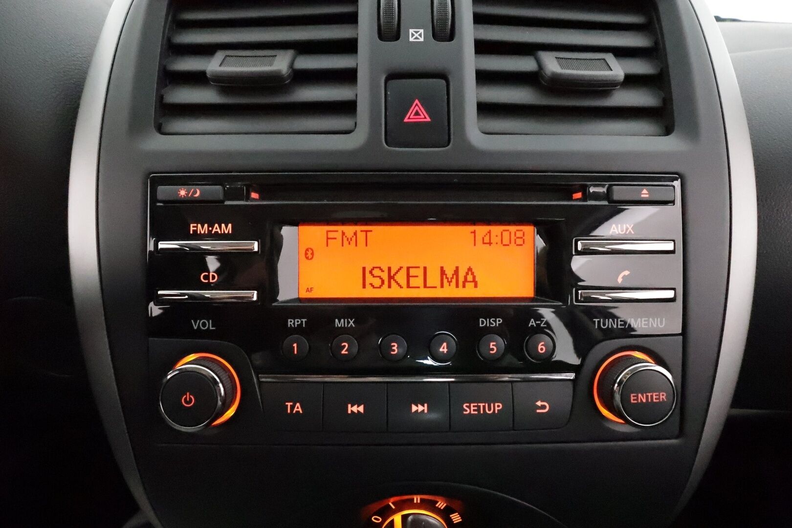 Nissan Micra 2017 80 Visia CVT TPMS **Ilmastointi / Lohkolämmitin sisätilalämmittimellä / Radio / Penkinlämmittimet / TULOSSA!