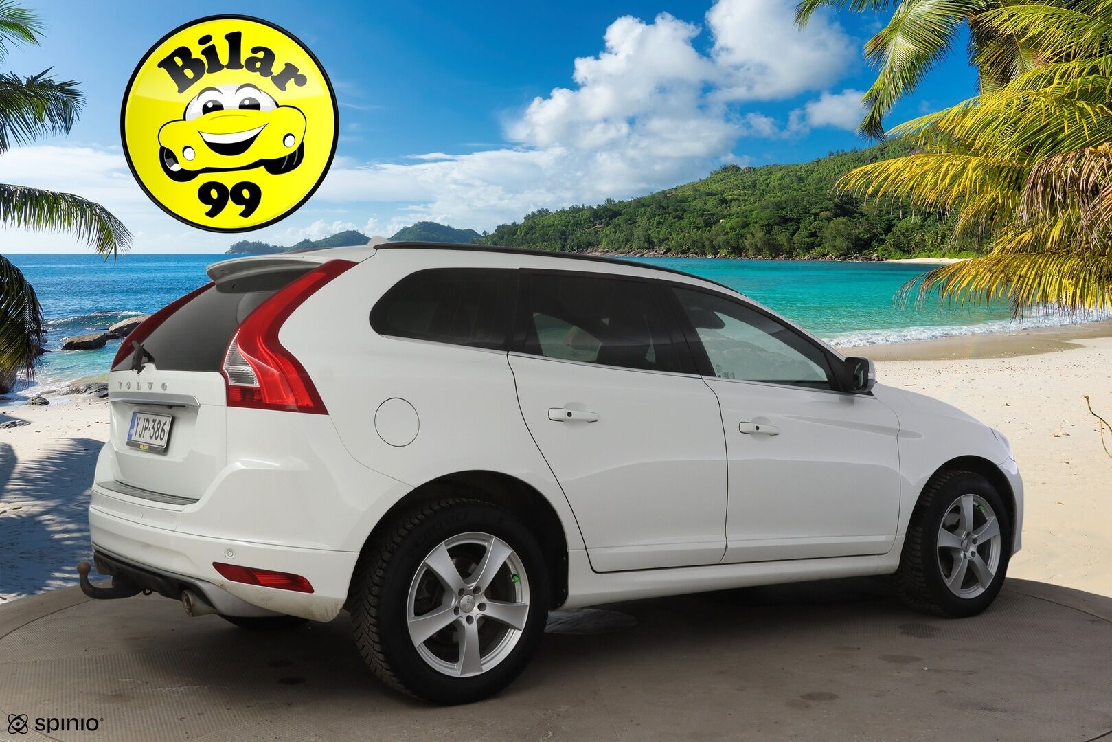 Volvo XC60 2017 D4 AWD Business Classic R-Design aut * Xenon / Webasto / Koukku / Lämm. tuulilasi / Peruutuskamera * - Jakopää tehty 2/26 / Suomi-auto / Facelift / Ratinlämmitin / Ylläpitolaturi / 2x renkaat vanteilla