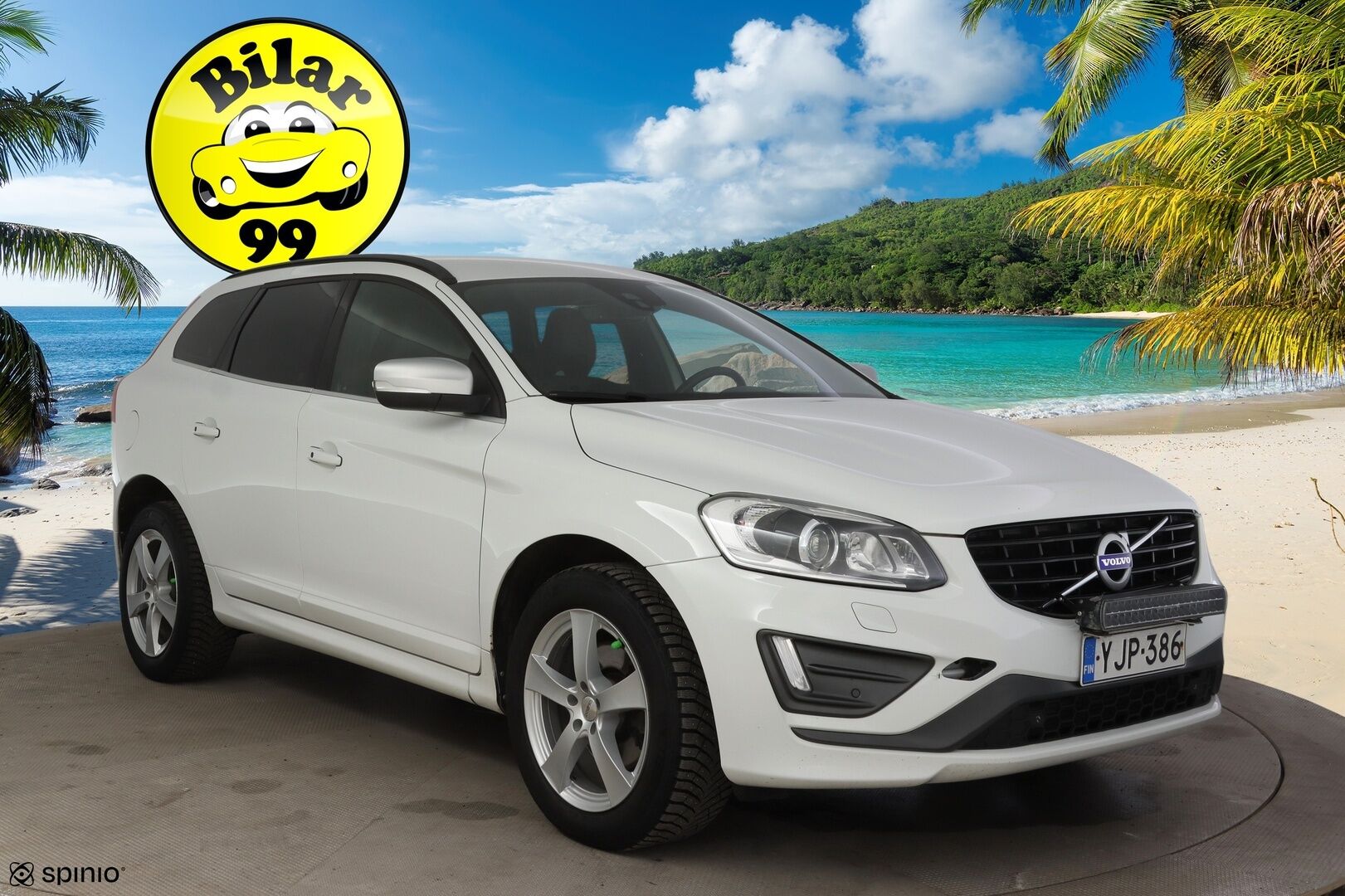 Volvo XC60 2017 D4 AWD Business Classic R-Design aut * Xenon / Webasto / Koukku / Lämm. tuulilasi / Peruutuskamera * - Jakopää tehty 2/26 / Suomi-auto / Facelift / Ratinlämmitin / Ylläpitolaturi / 2x renkaat vanteilla