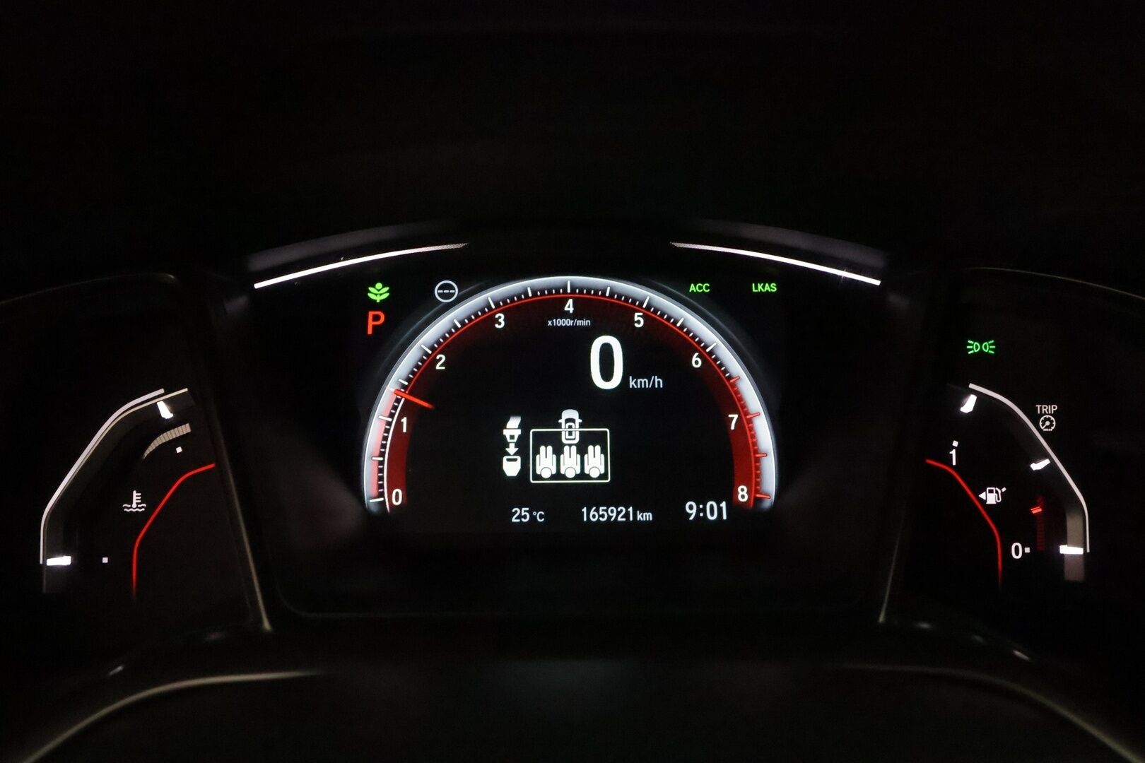 Honda Civic 2017 HB 182 hv Type S Plus AT **Adapt.vakkari / Lasikattoluukku / P.kamera / Navi / Apple&Android / KeylessGo / LED** - Suomi-auto / Kahdet renkaat aluvanteilla