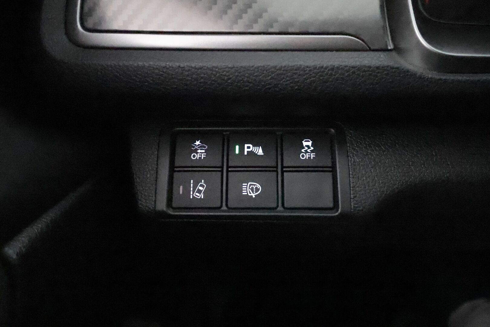 Honda Civic 2017 HB 182 hv Type S Plus AT **Adapt.vakkari / Lasikattoluukku / P.kamera / Navi / Apple&Android / KeylessGo / LED** - Suomi-auto / Kahdet renkaat aluvanteilla