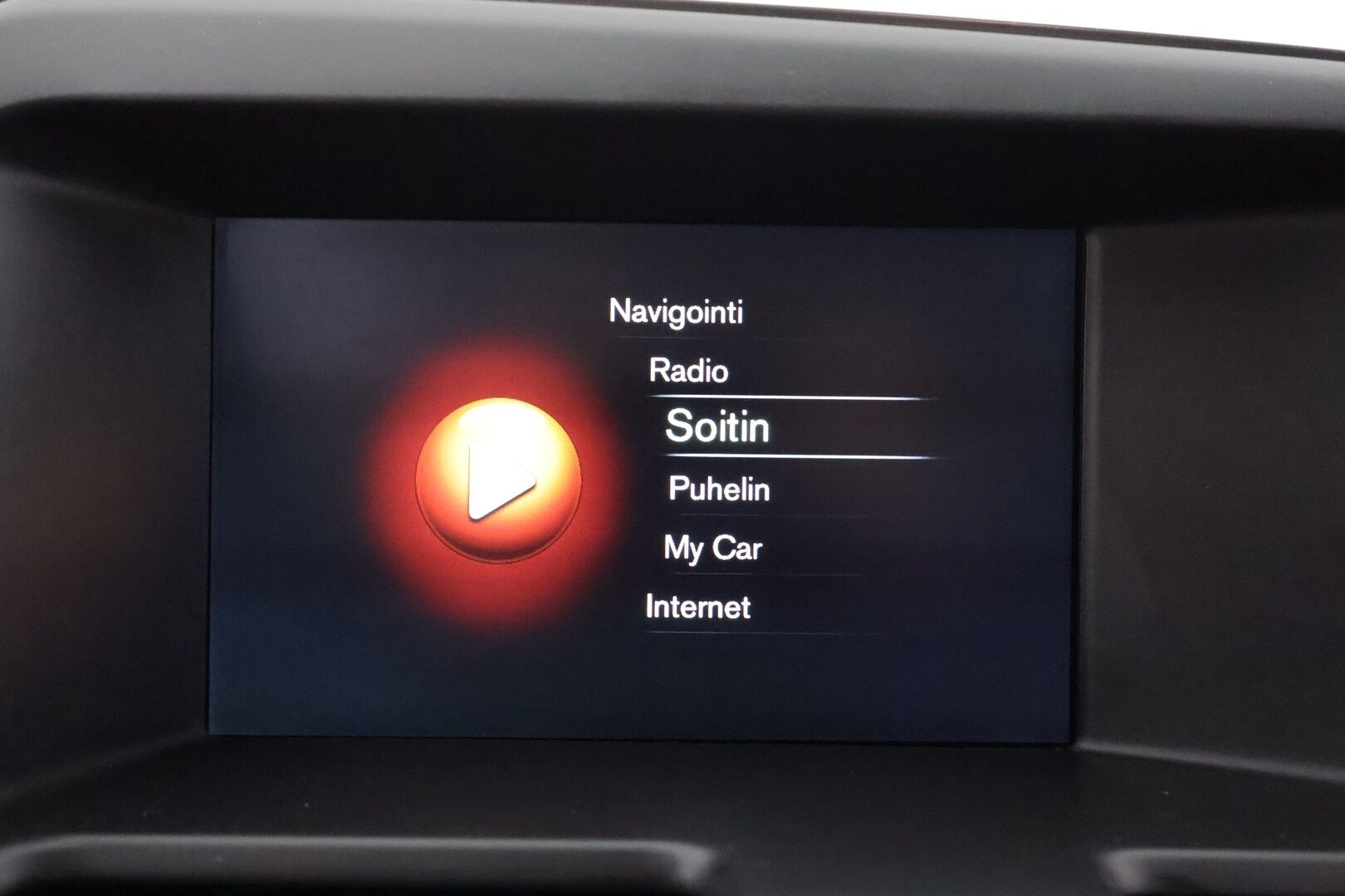 Volvo XC60 2014 D4 AWD Momentum aut * Panorama / Webasto / Vetokoukku / Vakkari / Sensus Navi / Digimittari / Puolinahkasisusta - Kahdet renkaat aluvanteilla / Merkkihuollettu / Jakopää tehty! - HULLUT AVAJAISHULINAT KORKOTARJOUS 3,29 %