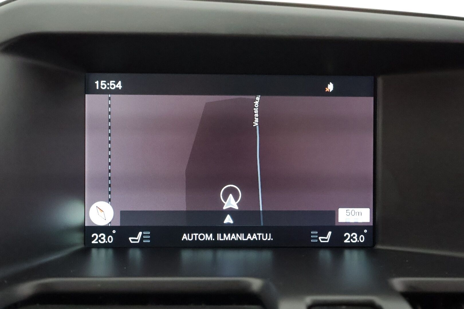 Volvo XC60 2014 D4 AWD Momentum aut * Panorama / Webasto / Vetokoukku / Vakkari / Sensus Navi / Digimittari / Puolinahkasisusta - Kahdet renkaat aluvanteilla / Merkkihuollettu / Jakopää tehty! - HULLUT AVAJAISHULINAT KORKOTARJOUS 3,29 %