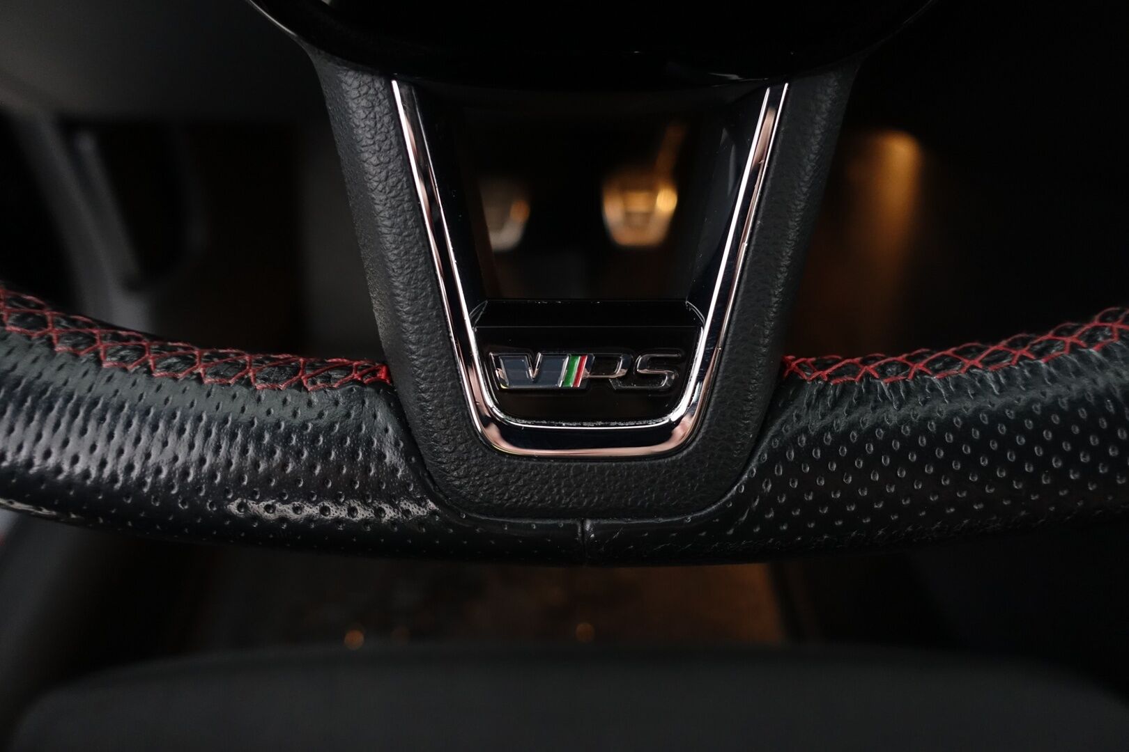 Skoda Octavia 2018 2,0 TSI RS - | ACC |  Webasto | RS Challenge | Sporttipenkit | Keyless | Lämm. Tuulilasi | Navi | Ratinlämmitin | Apple&Android | BLIS | LED | 2X Renkaat & vanteet |