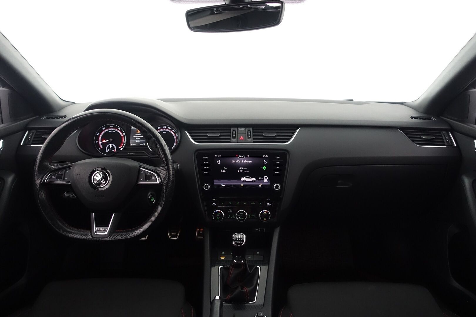 Skoda Octavia 2018 2,0 TSI RS - | ACC |  Webasto | RS Challenge | Sporttipenkit | Keyless | Lämm. Tuulilasi | Navi | Ratinlämmitin | Apple&Android | BLIS | LED | 2X Renkaat & vanteet |