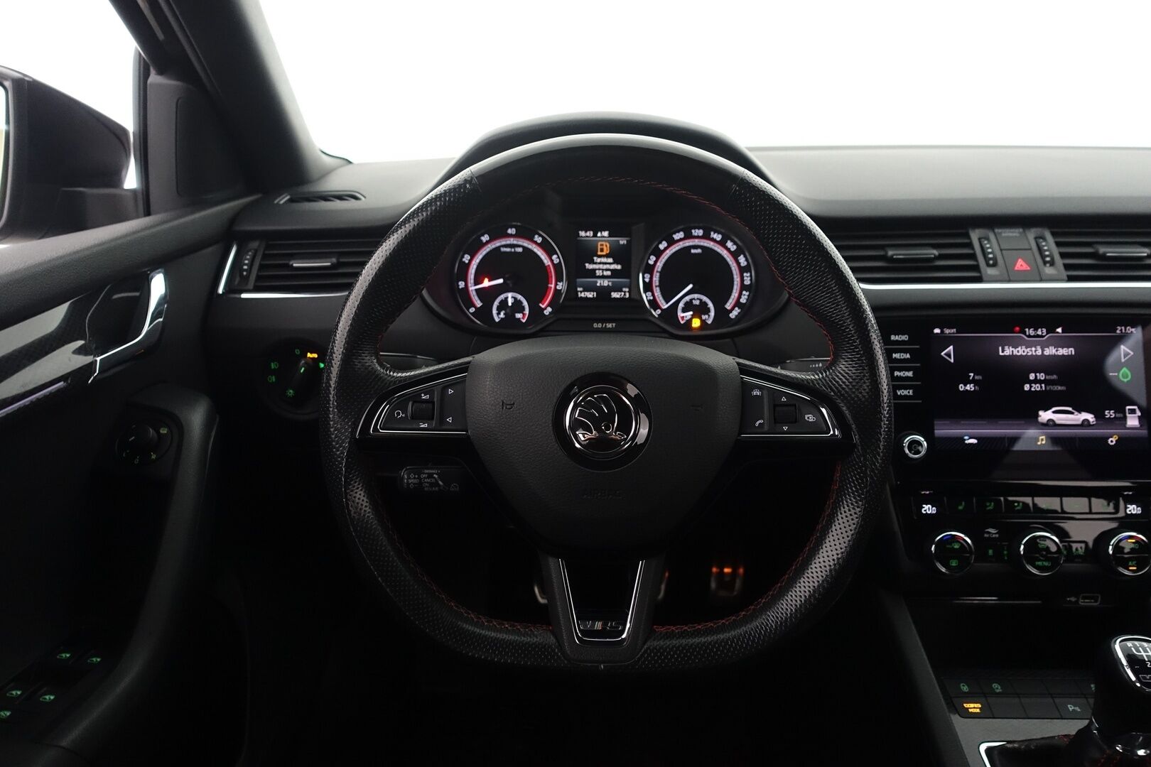 Skoda Octavia 2018 2,0 TSI RS - | ACC |  Webasto | RS Challenge | Sporttipenkit | Keyless | Lämm. Tuulilasi | Navi | Ratinlämmitin | Apple&Android | BLIS | LED | 2X Renkaat & vanteet |