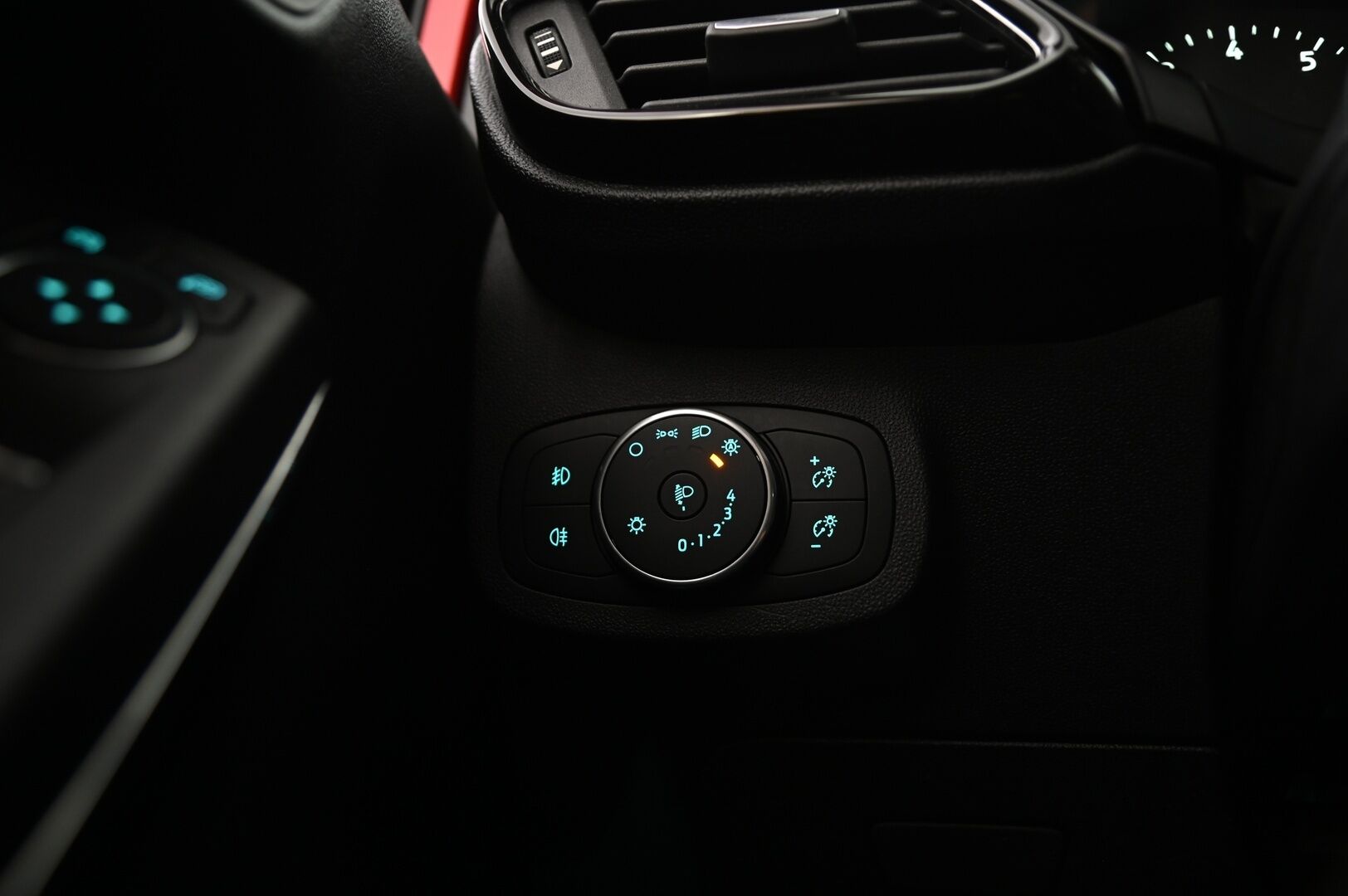 Ford Fiesta 2018 1,0 EcoBoost 100hv M6 Titanium 5-ovinen - Myydään Huutokaupat.com