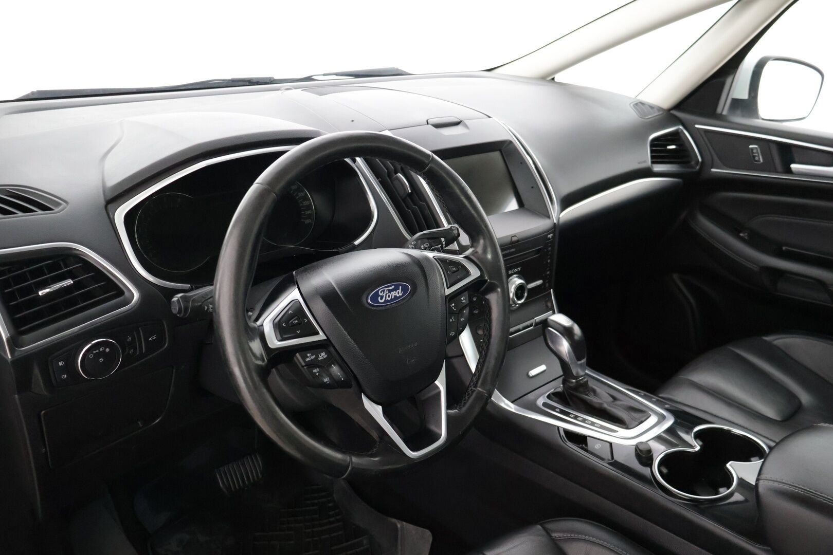 Ford S-Max 2018 2,0 TDCi 150hv PowerShift A6 Titanium 5D * Adap.Vakkari / Blis / Kaistavahti / Peruutuskamera / Navi / Webasto / Nahat muistilla * - * 7 P. / Siisti Hyvin Huollettu / Juuri Vaihdettu Jakohihna /  Vaihteisto Korjattu *