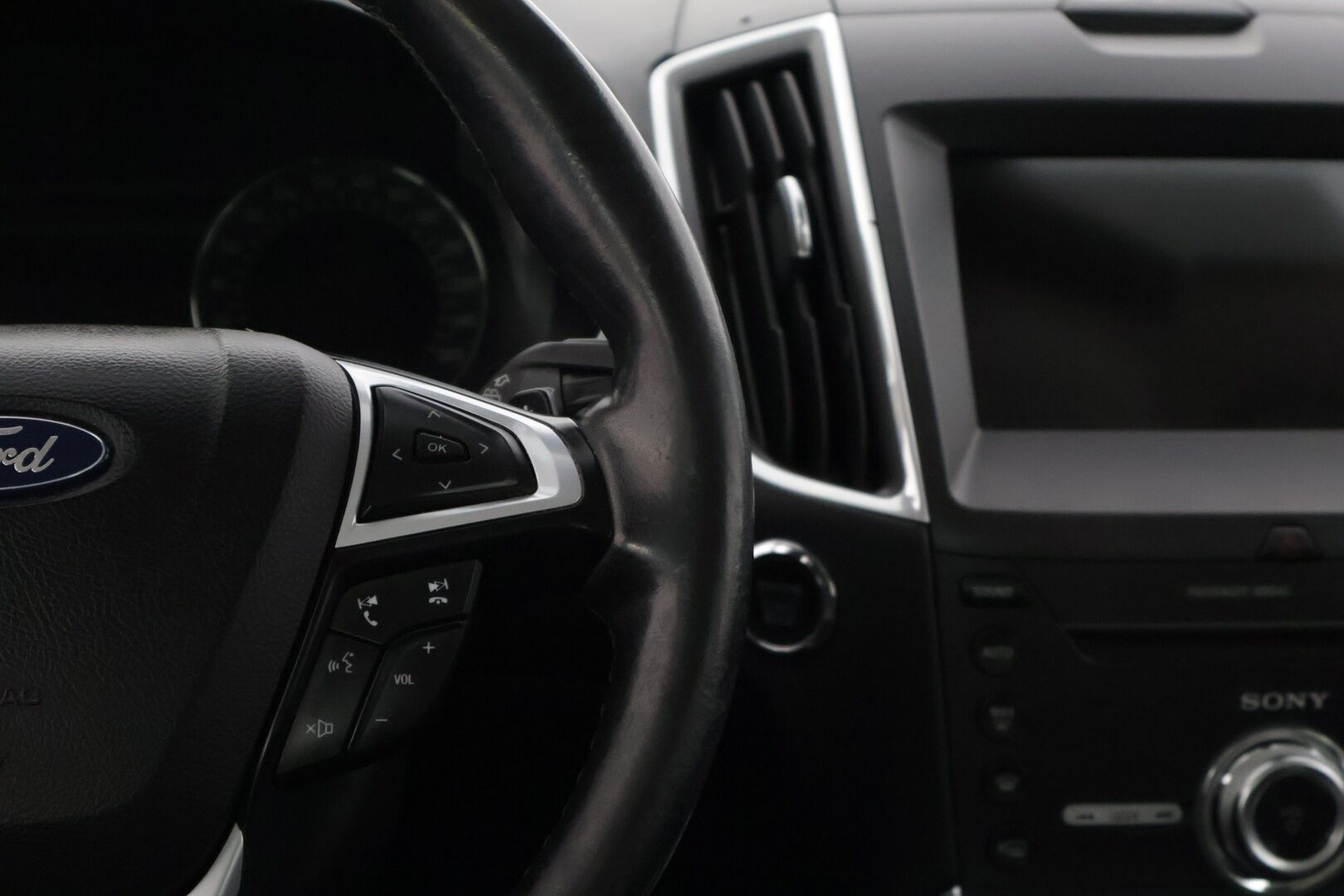 Ford S-Max 2018 2,0 TDCi 150hv PowerShift A6 Titanium 5D * Adap.Vakkari / Blis / Kaistavahti / Peruutuskamera / Navi / Webasto / Nahat muistilla * - * 7 P. / Siisti Hyvin Huollettu / Juuri Vaihdettu Jakohihna /  Vaihteisto Korjattu *