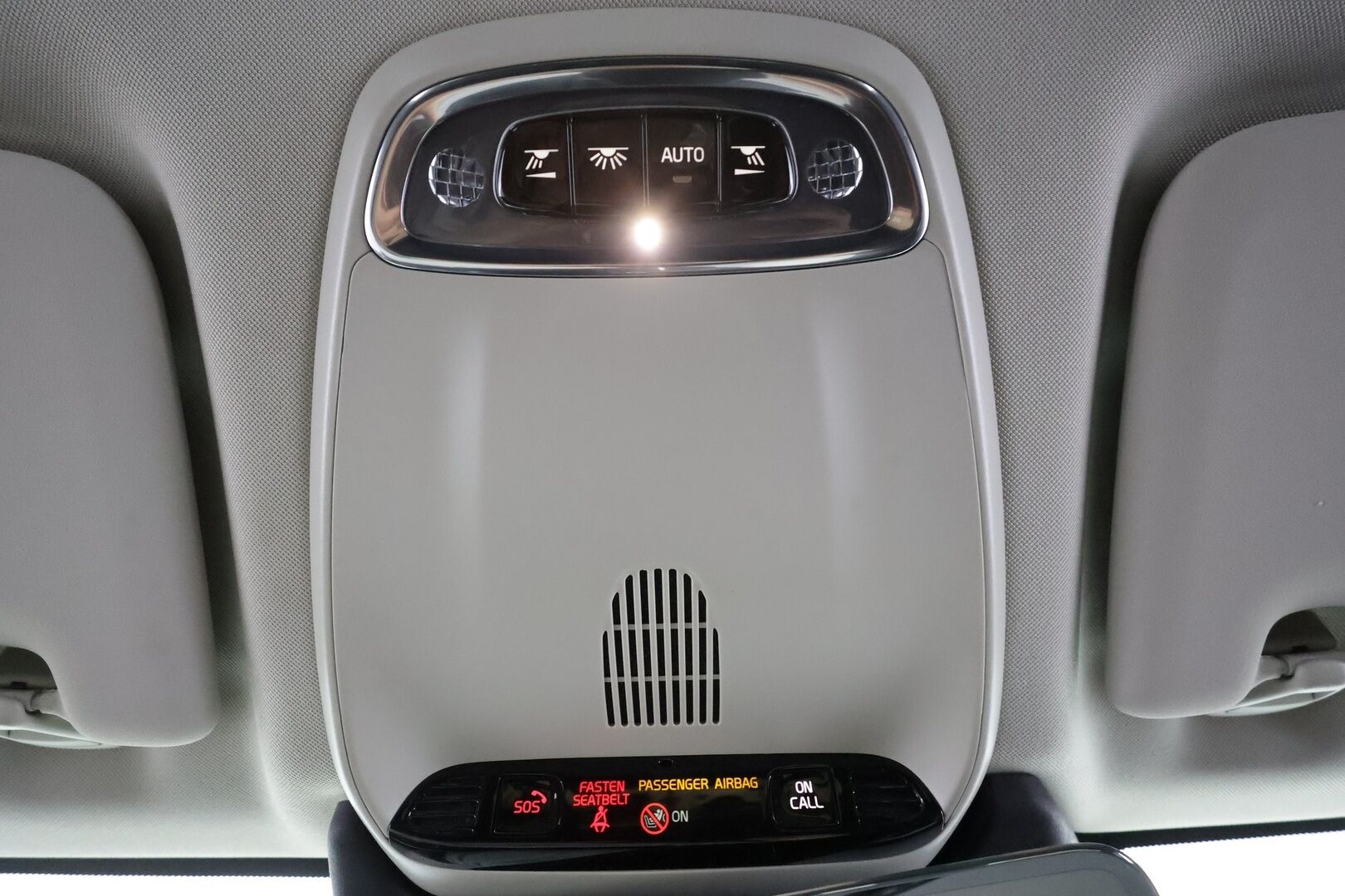 Volvo XC60 2018 D4 AWD Business Inscription aut * ACC / P.kamera / Webasto / Full LED / Navi / Muistipenkki / Sporttinahat / Keyless / BLIS * - Suomi-auto / Kahdet renkaat aluvanteilla / Merkkihuollettu / Juuri huollettu