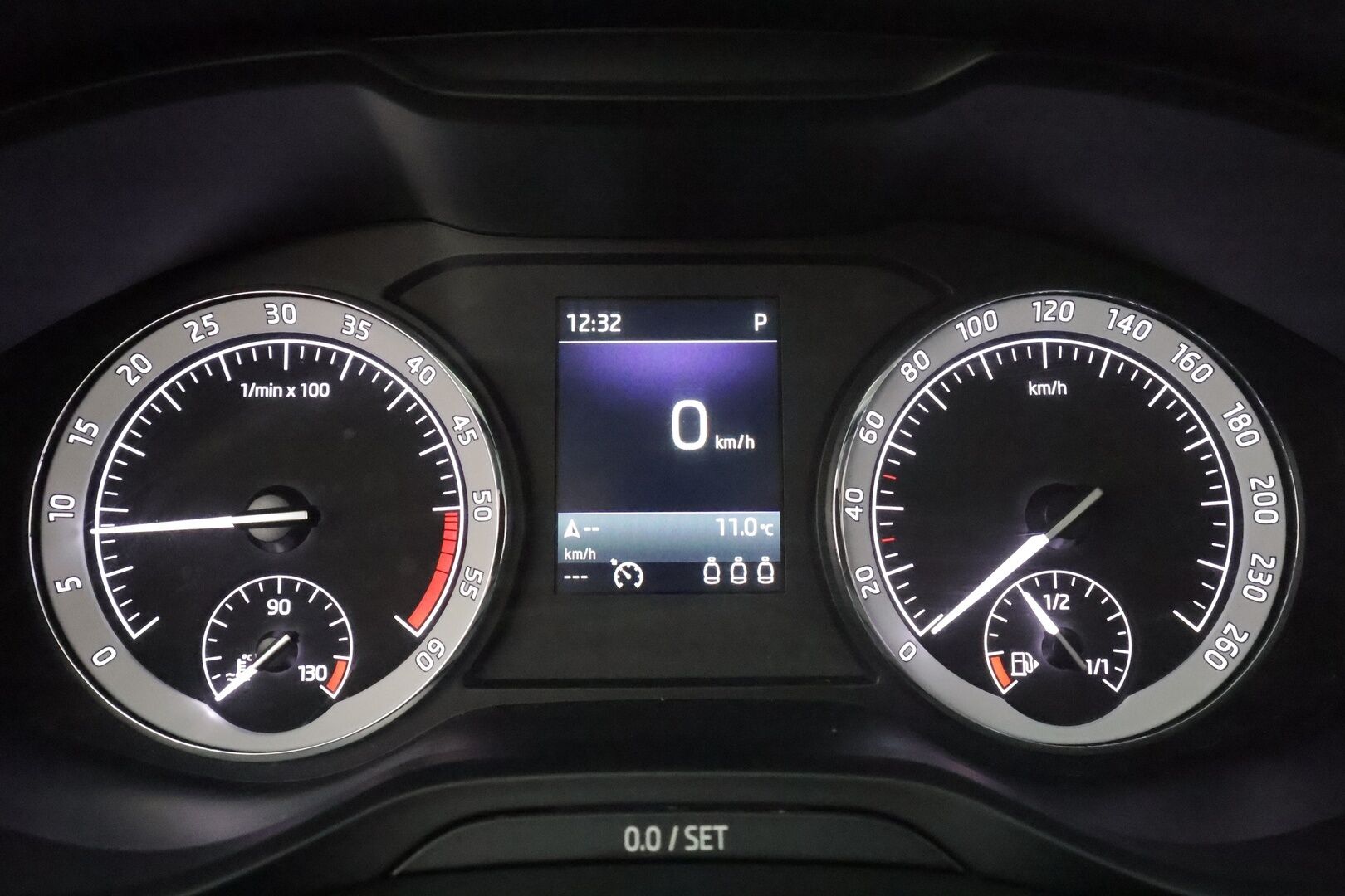 Skoda Kodiaq 2017 2,0 TDI 150 Style DSG * ACC / Canton / P.Tutkat / LED / 7-paikkainen / Nahka-alcantra / Apple&Android * - Suomi-auto / Kahdet renkaat