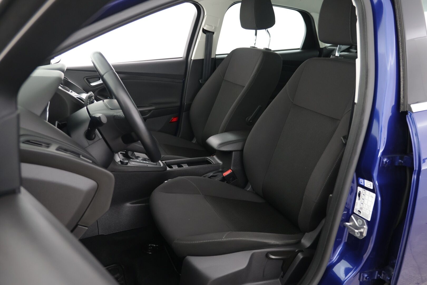 Ford Focus 2018 1,0 EcoBoost 125 hv Start/Stop A6 Edition 5-ovinen *Kilsat! / Suomiauto / Tutkat / Carplay*