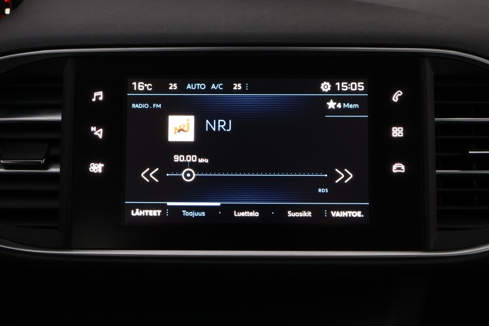 Peugeot 308 2018 YritysOutlet - Myydään vain yrityksille