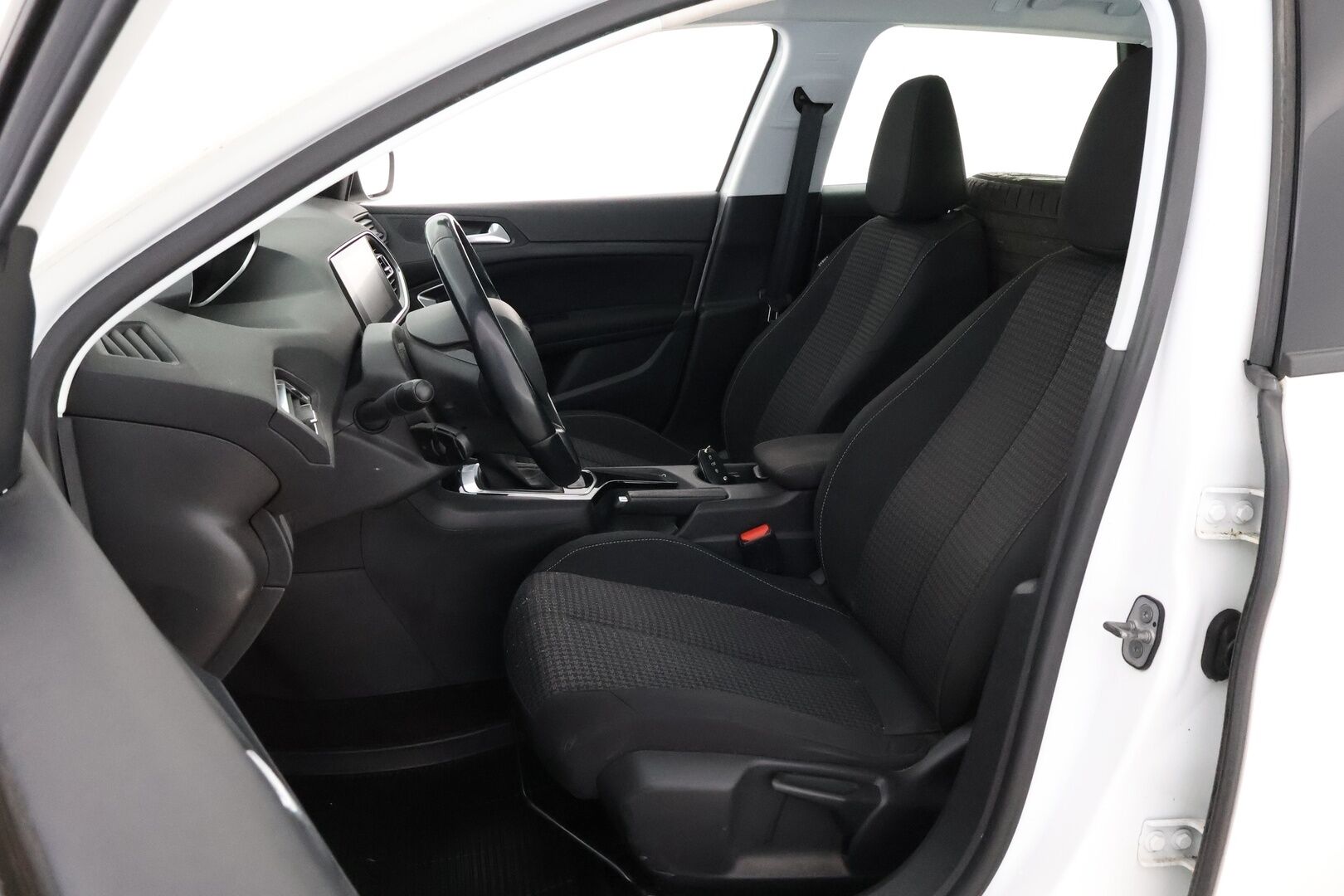 Peugeot 308 2018 YritysOutlet - Myydään vain yrityksille