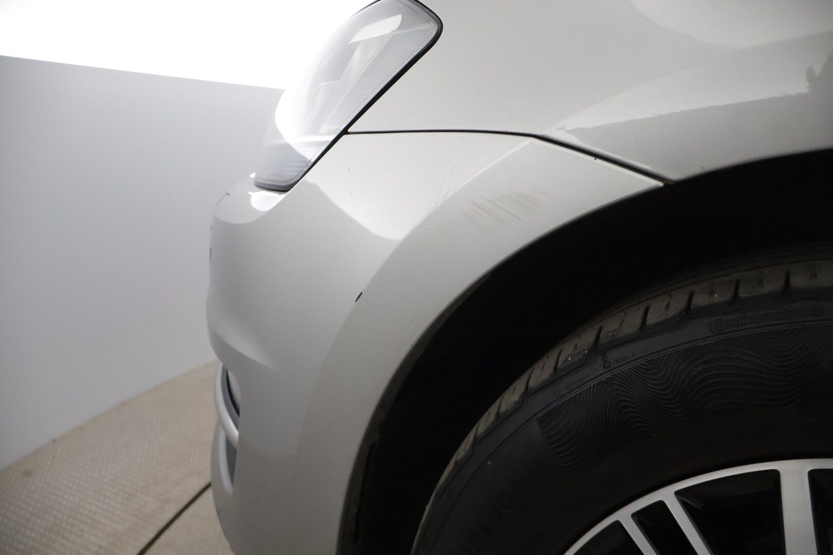 Volkswagen Golf 2016 Variant Comfortline 1,6 TDI 81 kW (110 hv) ** - YritysOutlet - Myydään vain yrityksille / Koukku / Webasto  / Tutkat ** - *– Tämä auto myydään YritysOutlet -valikoimasta vain yritykselle / Leimaa 6/2026 saakka / ErgoActive / 2x vanteet **