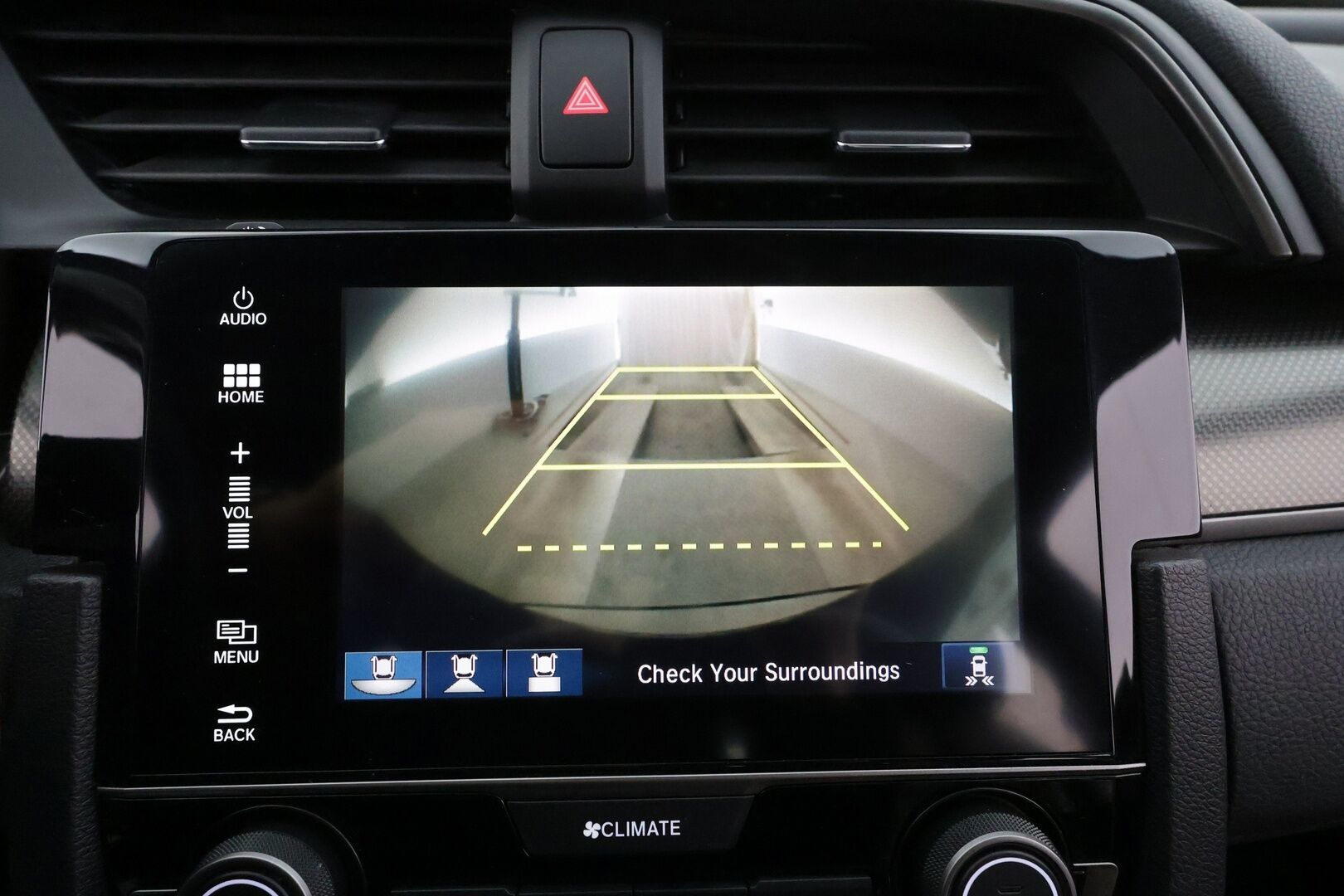 Honda Civic 2018 HB 129 hv Sport Plus AT * ACC / LED / P.Kamera / Lasikattoluukku / Sisätilanlämmitin / Navi / Kaistavahti / Keyless * - Suomi-auto / Kahdet renkaat / Merkkihuollettu! - Osta nyt, maksa vasta ensi vuonna