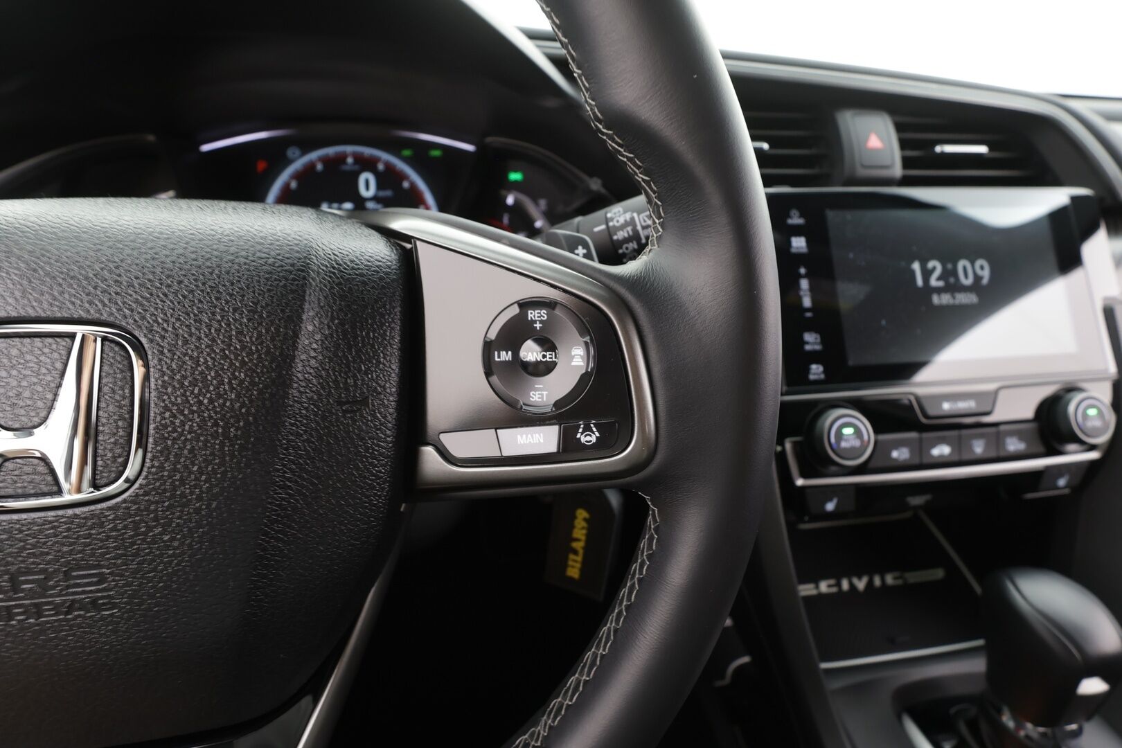 Honda Civic 2018 HB 182 hv Type S AT - ACC | Kaistavahti | Kamera | Lohko | LED | Navi | Apple&Android | 1.Om Suomi-auto | Kahdet Hondan vanteet | Merkkihuollettu | Viimeisin huolto 4 / 26!