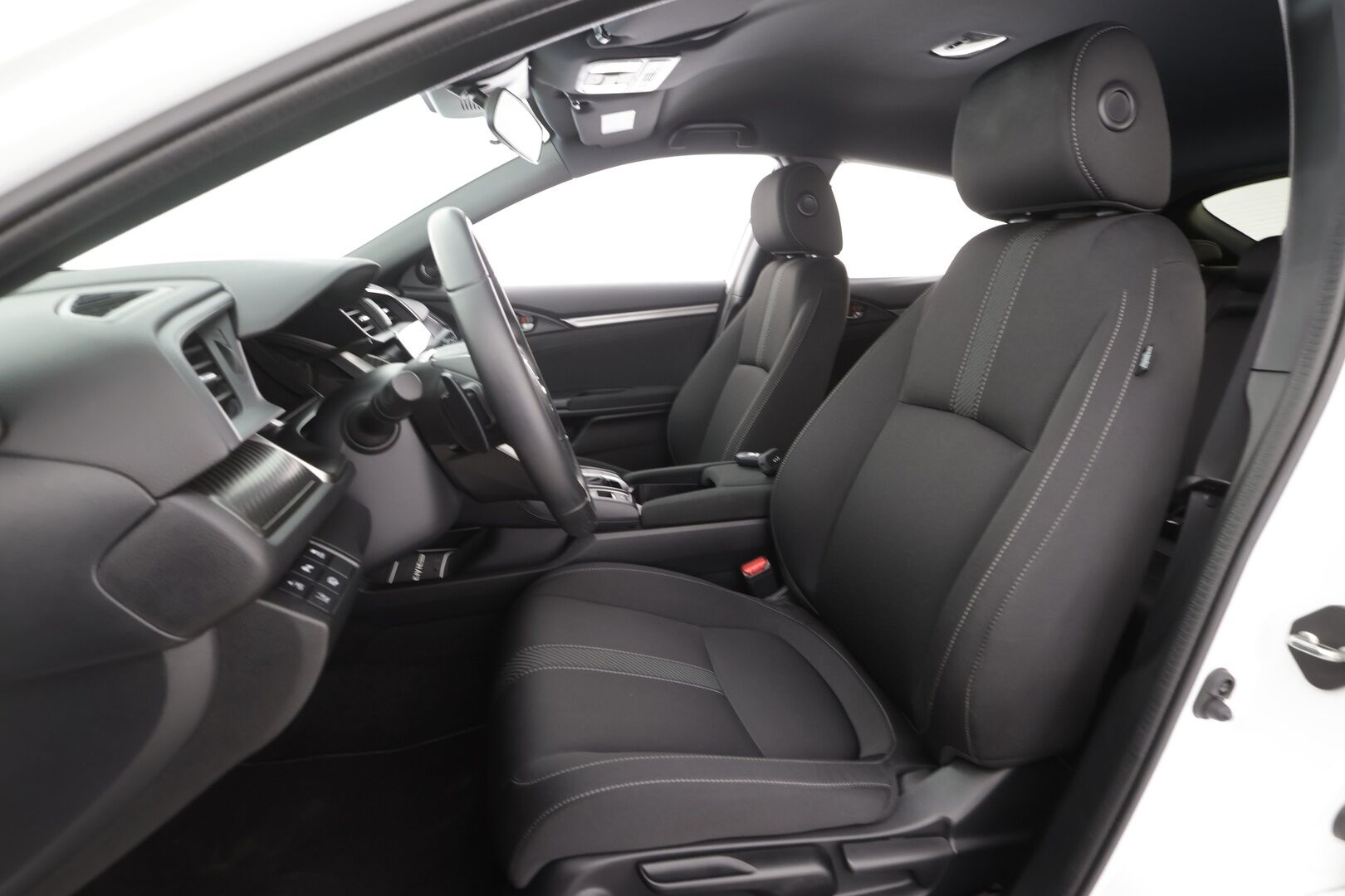 Honda Civic 2018 HB 182 hv Type S AT - ACC | Kaistavahti | Kamera | Lohko | LED | Navi | Apple&Android | 1.Om Suomi-auto | Kahdet Hondan vanteet | Merkkihuollettu | Viimeisin huolto 4 / 26!