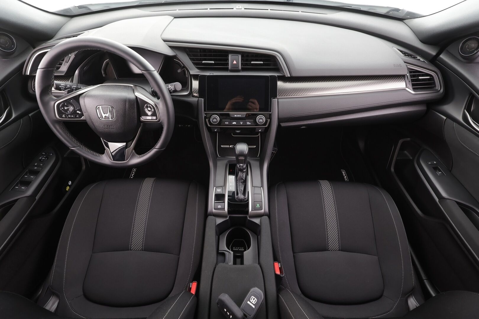 Honda Civic 2018 HB 182 hv Type S AT - ACC | Kaistavahti | Kamera | Lohko | LED | Navi | Apple&Android | 1.Om Suomi-auto | Kahdet Hondan vanteet | Merkkihuollettu | Viimeisin huolto 4 / 26!