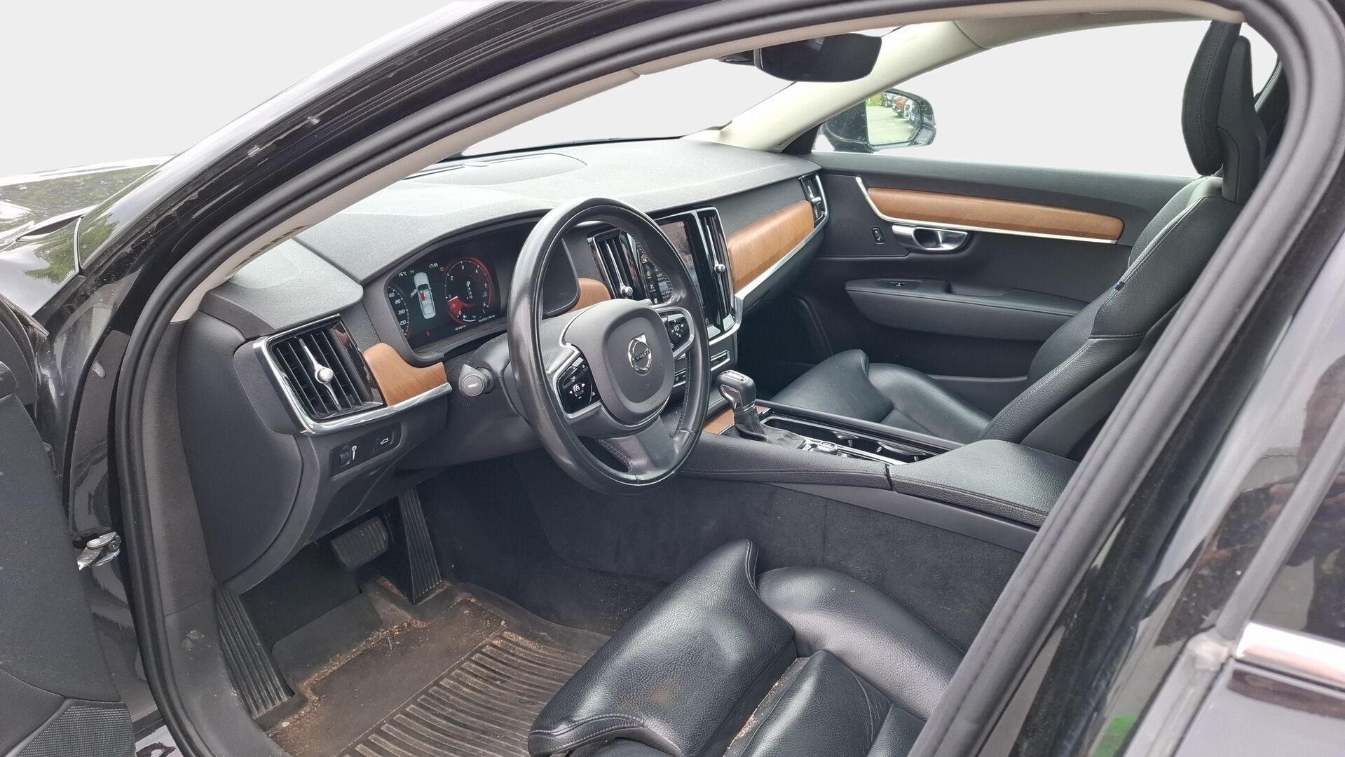 Volvo S90 2018 D4 AWD Business Inscription aut / ACC & Pilot Assist / Kattoikkuna / Muistipenkki / Nahkasisusta / Webasto / P-kamera - Polestar Engineered / Upea Suomi-auto täydellisellä merkkiliikkeen huoltohistorialla!