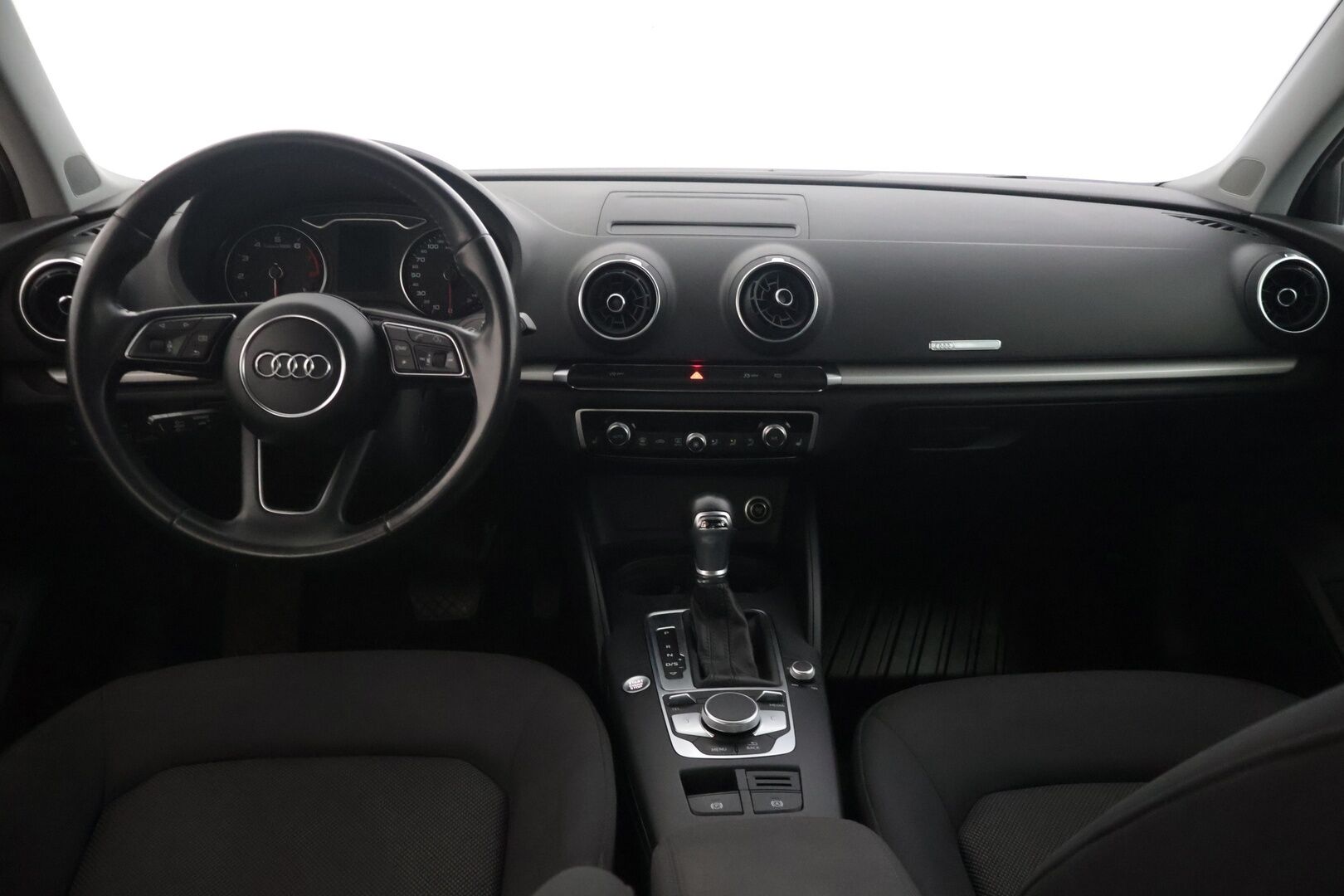 Audi A3 2018 Sedan Pro Business Edition 1,0 TFSI 85 kW S tronic - | Juuri Tullut | Näyttävä | Asiallisesti Varusteltu |