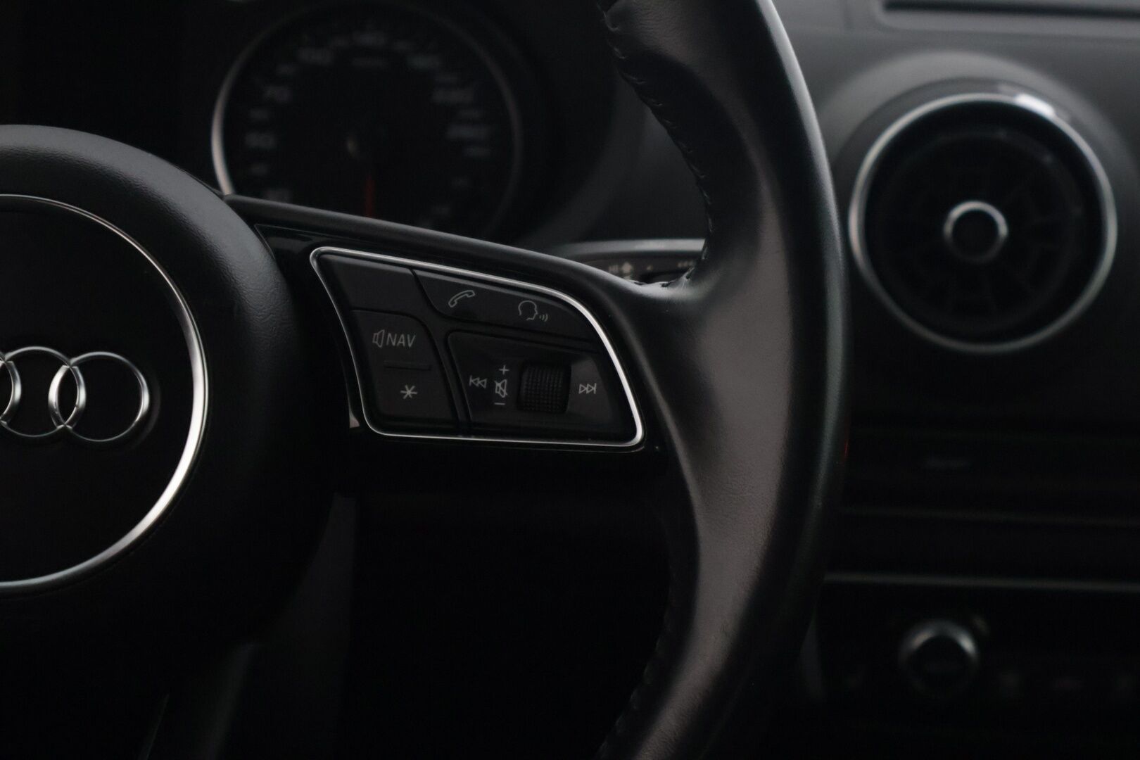 Audi A3 2018 Sedan Pro Business Edition 1,0 TFSI 85 kW S tronic - | Juuri Tullut | Näyttävä | Asiallisesti Varusteltu |