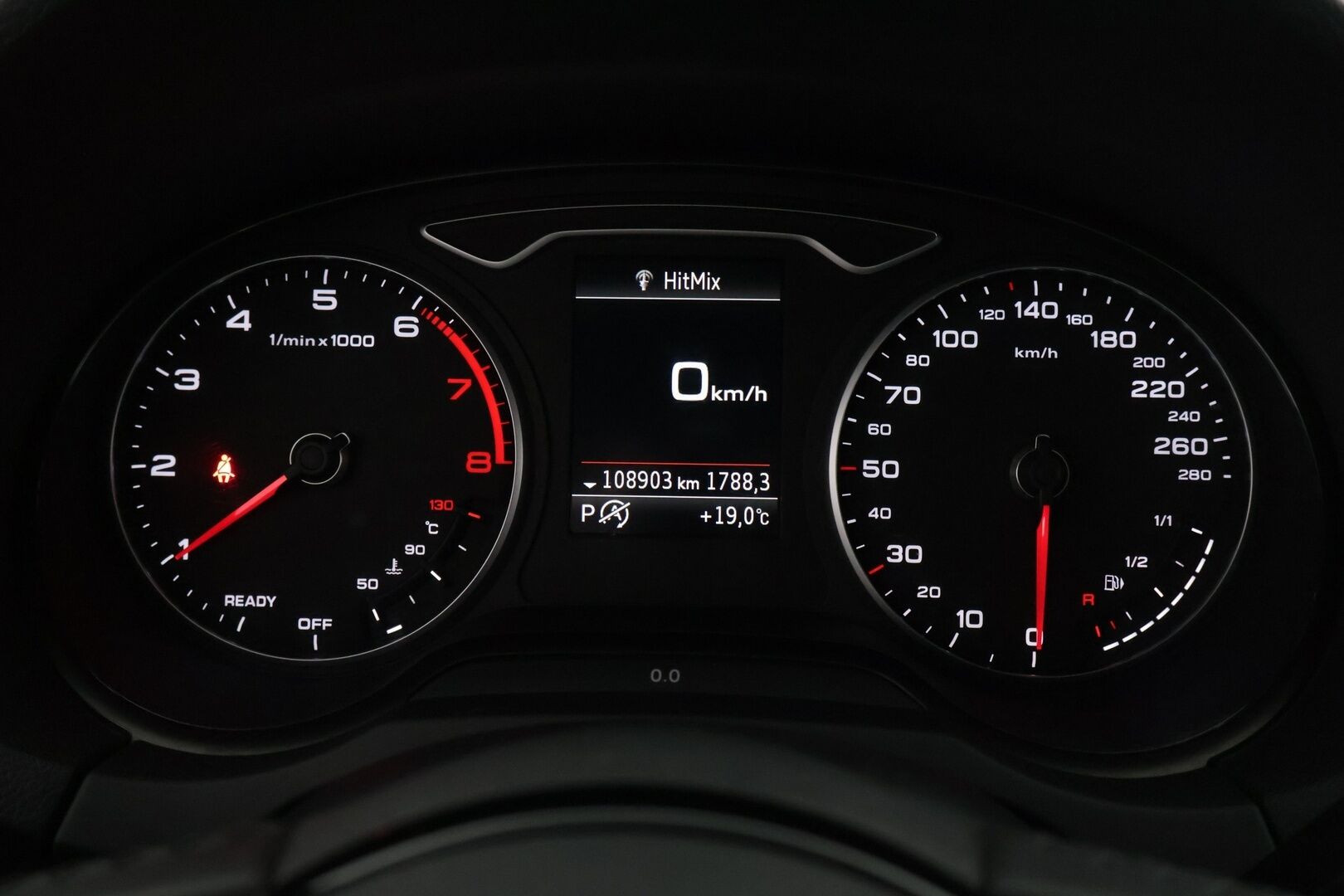 Audi A3 2018 Sedan Pro Business Sport Edition 1,0 TFSI 85 kW S tronic *Led-ajovalot / sporttipenkit / metalliväri!* - *Pikkusportti / Edullinen / Hyvin huollettu!*