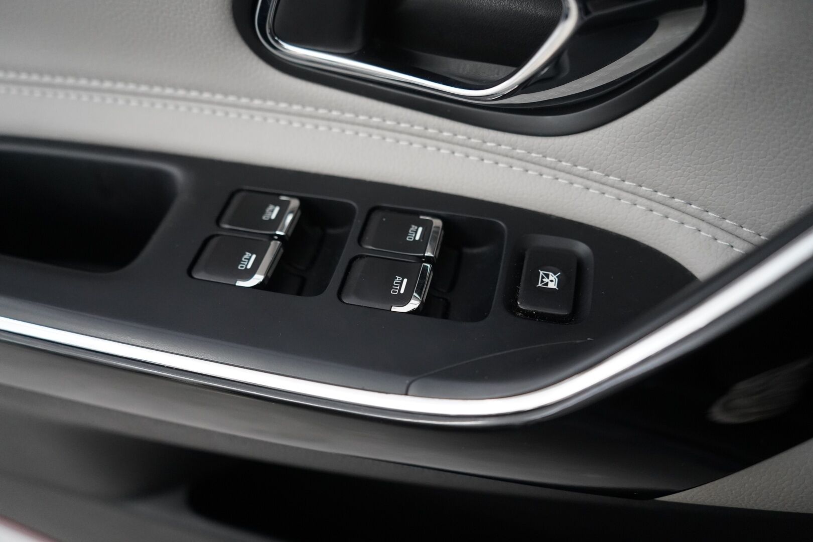 Kia cee'd 2018 1,6 FIFA World Cup Edition SW DCT *Koukku / Ratinlämmitin / P-tutkat* - Suomi-auto / Kahdet hyvät renkaat Kian vanteilla / Merkkihuollettu - HULLUT JOULUT KORKOTARJOUS 2,49% 