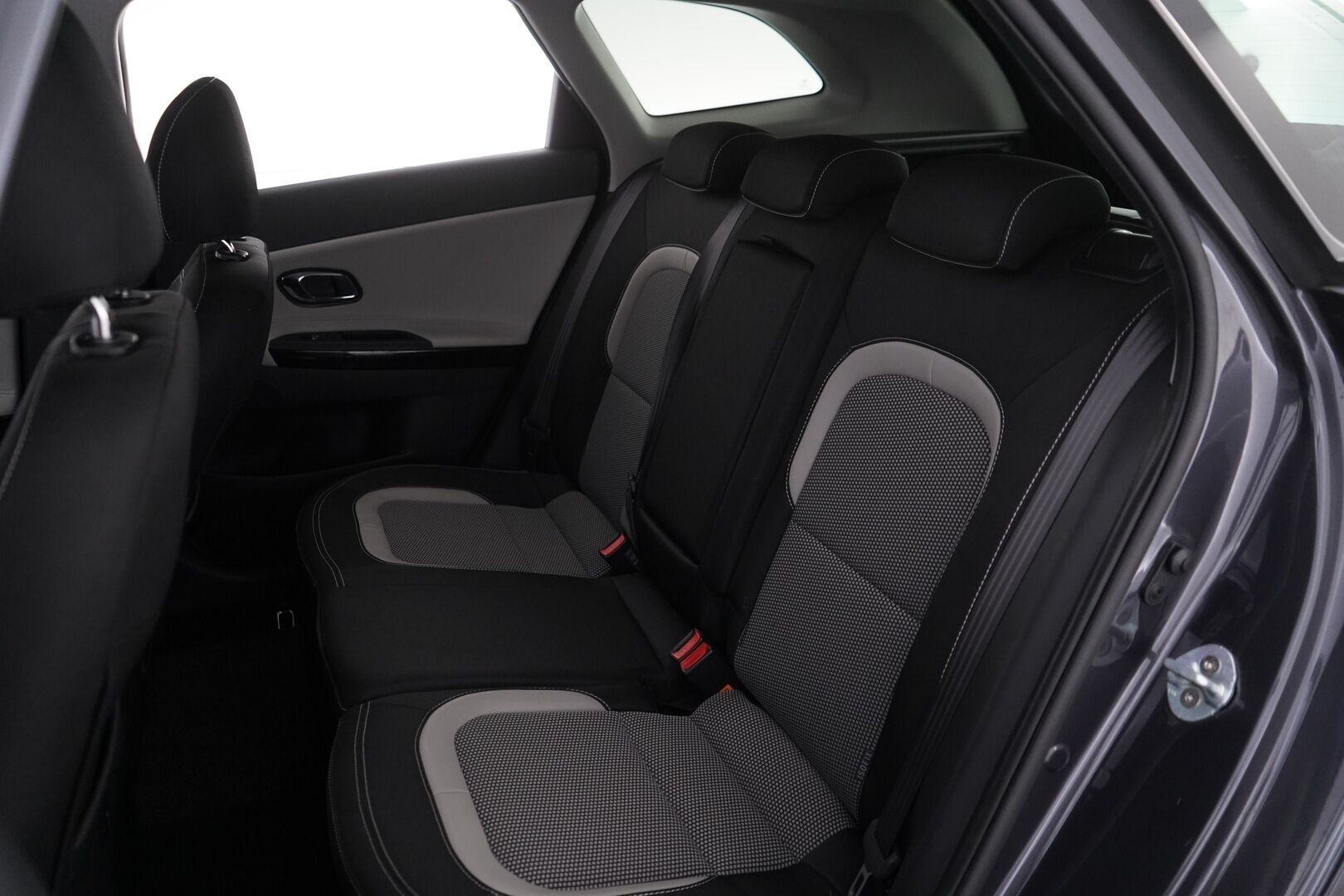 Kia cee'd 2018 1,6 FIFA World Cup Edition SW DCT *Koukku / Ratinlämmitin / P-tutkat* - Suomi-auto / Kahdet hyvät renkaat Kian vanteilla / Merkkihuollettu - HULLUT JOULUT KORKOTARJOUS 2,49% 