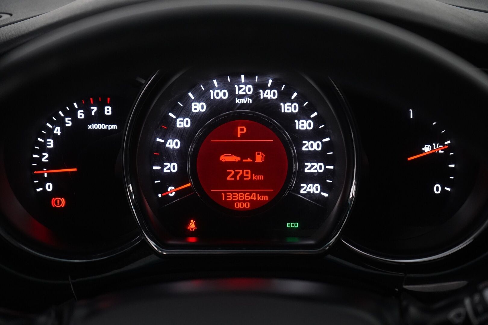 Kia cee'd 2018 1,6 FIFA World Cup Edition SW DCT *Koukku / Ratinlämmitin / P-tutkat* - Suomi-auto / Kahdet hyvät renkaat Kian vanteilla / Merkkihuollettu - HULLUT JOULUT KORKOTARJOUS 2,49% 