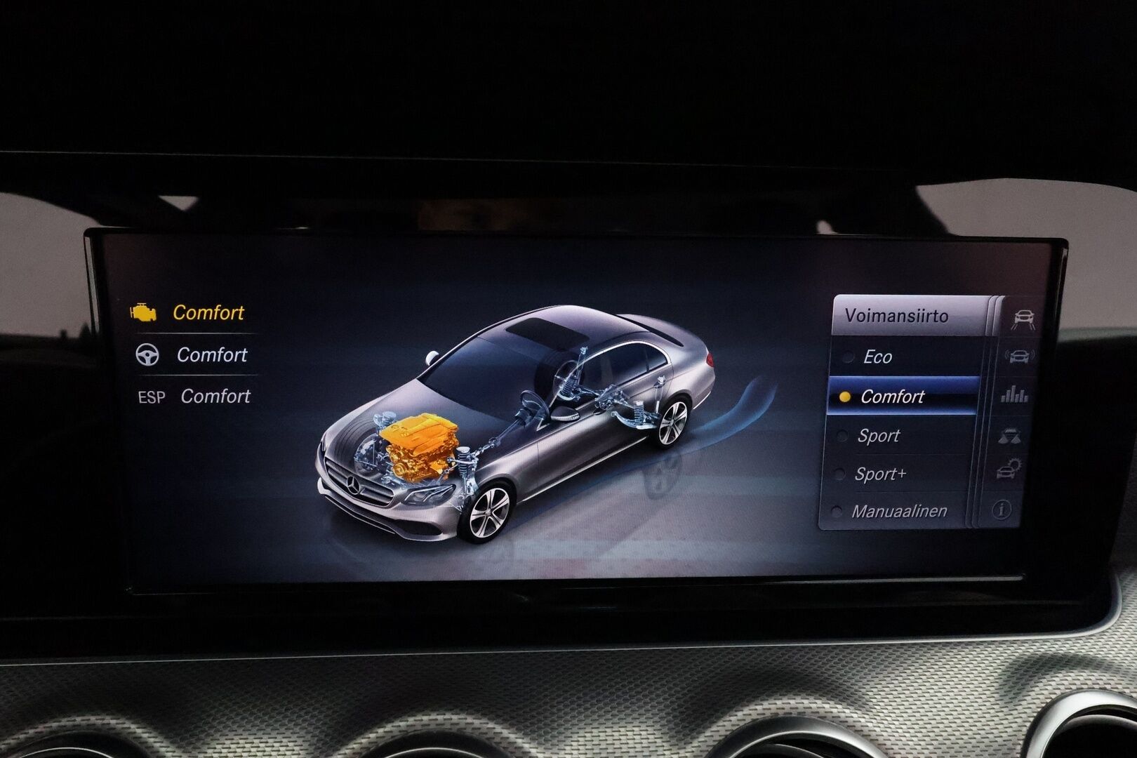 Mercedes-Benz E 2018 220 d 4Matic A Premium Business AMG * Peruutuskamera / Lohko & Sisäpistoke / LED High Performance / Sporttipenkit / Navi / Vakkari - Suomi-auto / Kahdet Renkaat - Osta nyt, maksa vasta ensi vuonna