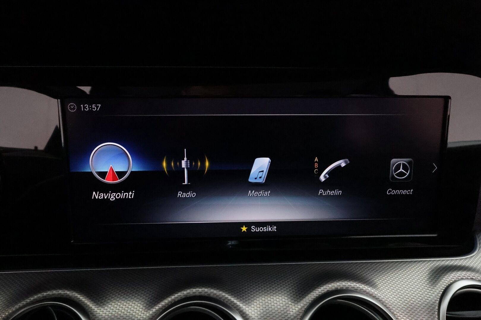 Mercedes-Benz E 2018 220 d 4Matic A Premium Business AMG * Peruutuskamera / Lohko & Sisäpistoke / LED High Performance / Sporttipenkit / Navi / Vakkari - Suomi-auto / Kahdet Renkaat - Osta nyt, maksa vasta ensi vuonna