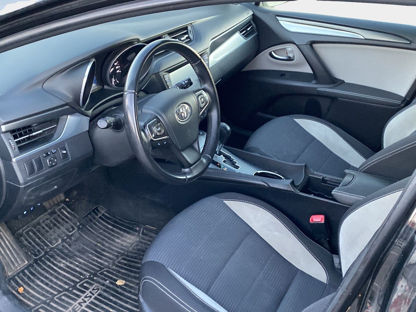 Toyota Avensis 2018 1,8 Valvematic Active Edition Touring Sports Multidrive S * Webasto / Peruutuskamera / Vetokoukku / Tulossa myyntiin!